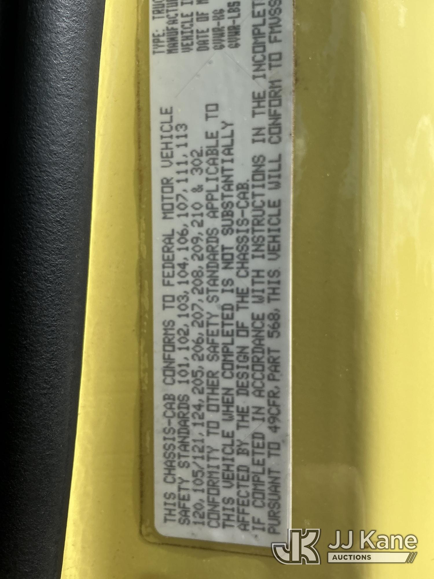 2014 Freightliner M2 106