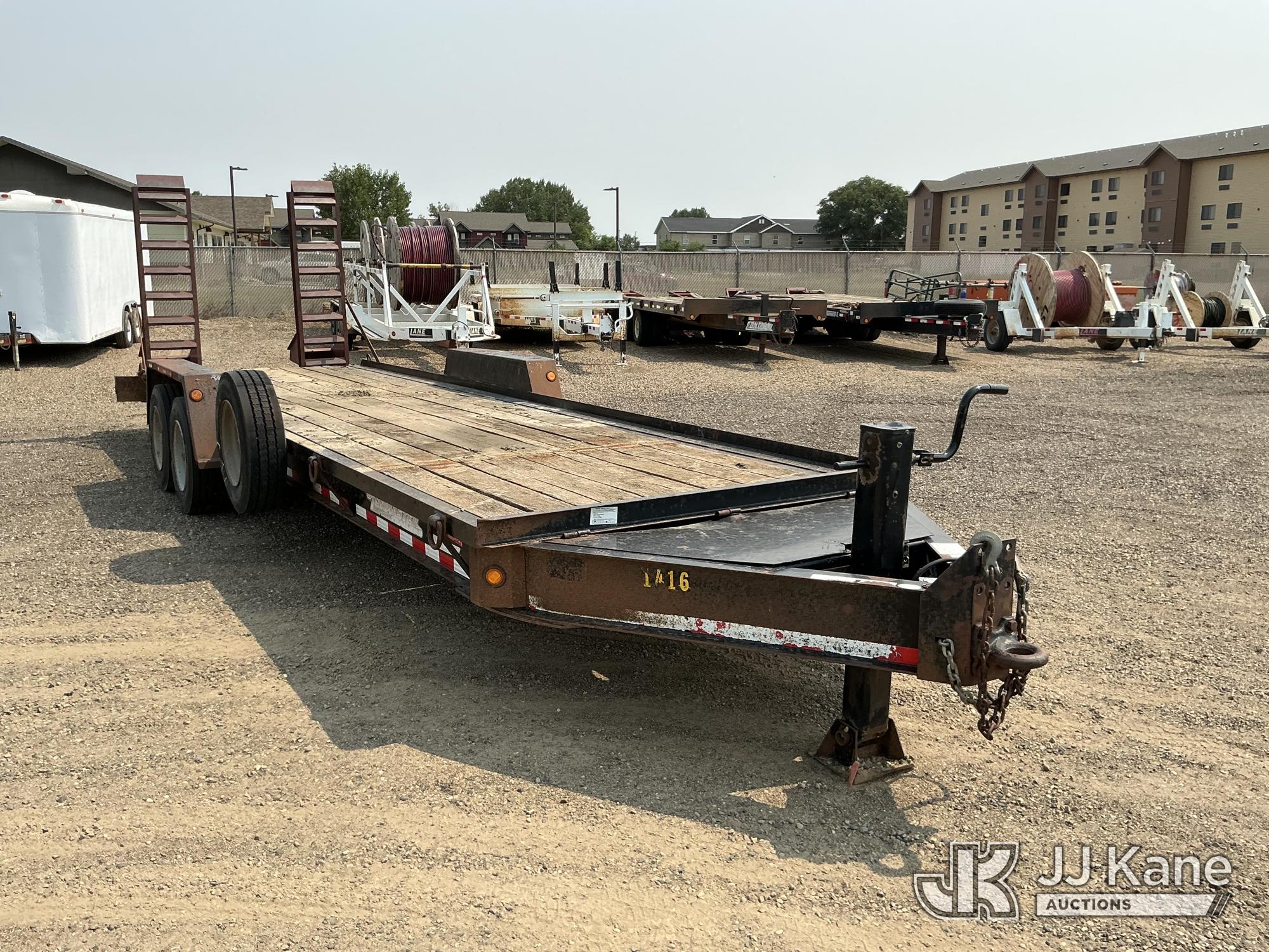 2005 Towmaster T-16DD