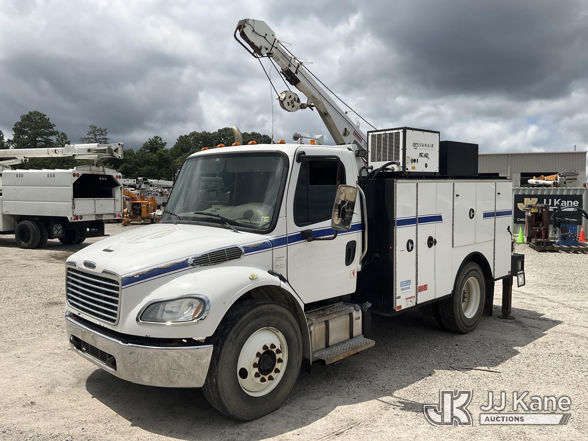 Photo of a 2016 Freightliner M2 106