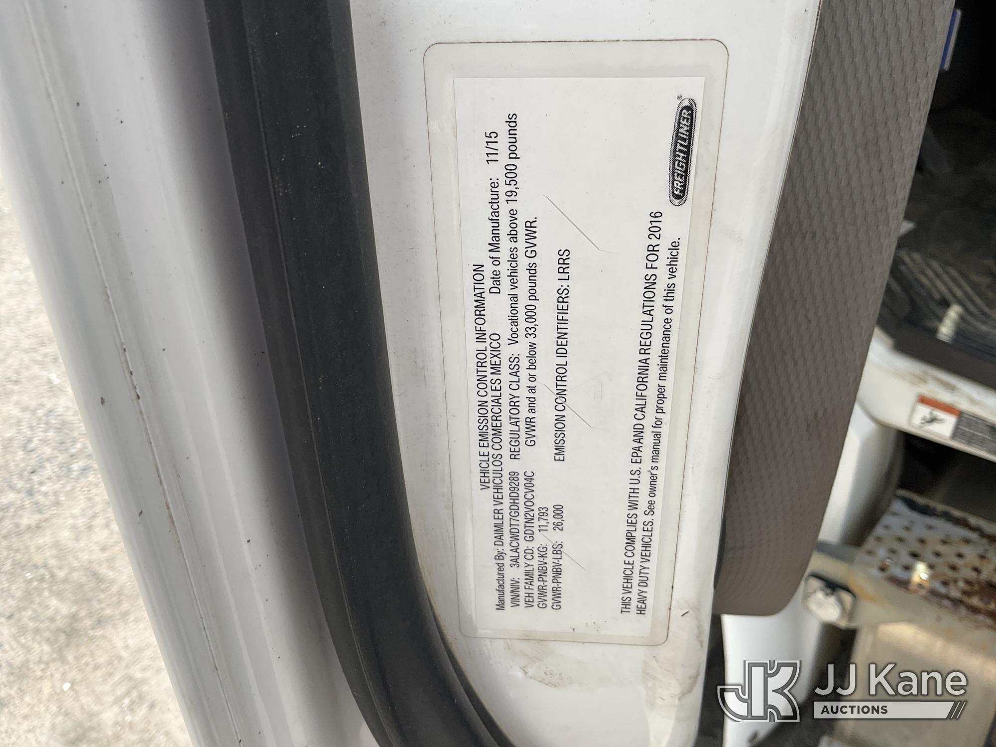 2016 Freightliner M2 106