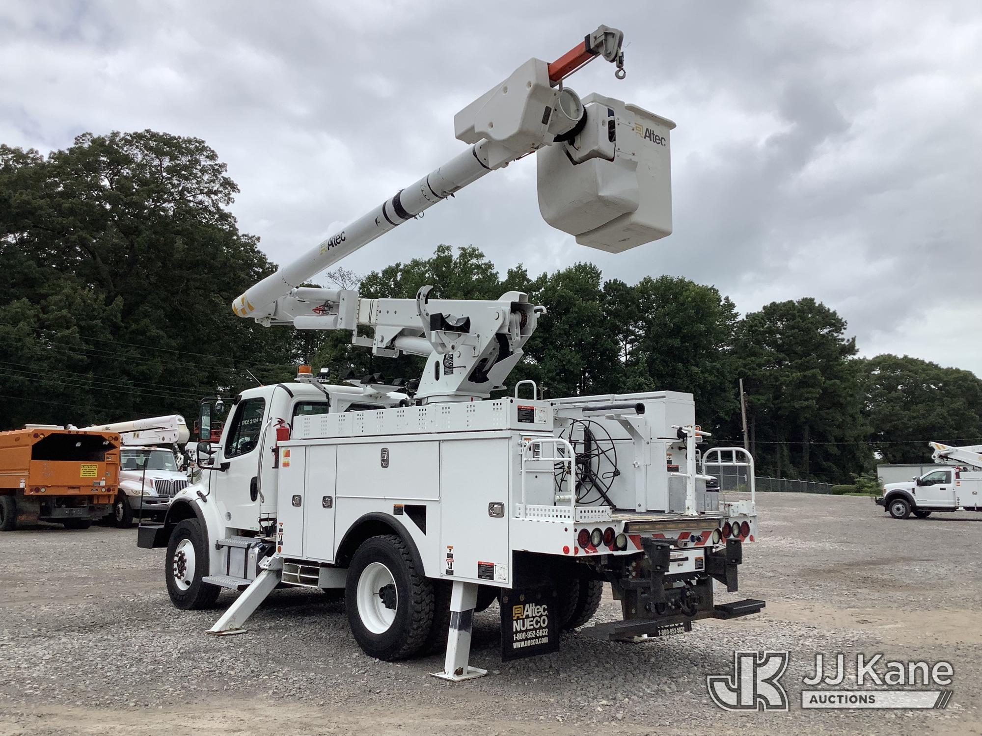 2019 Freightliner M2 106