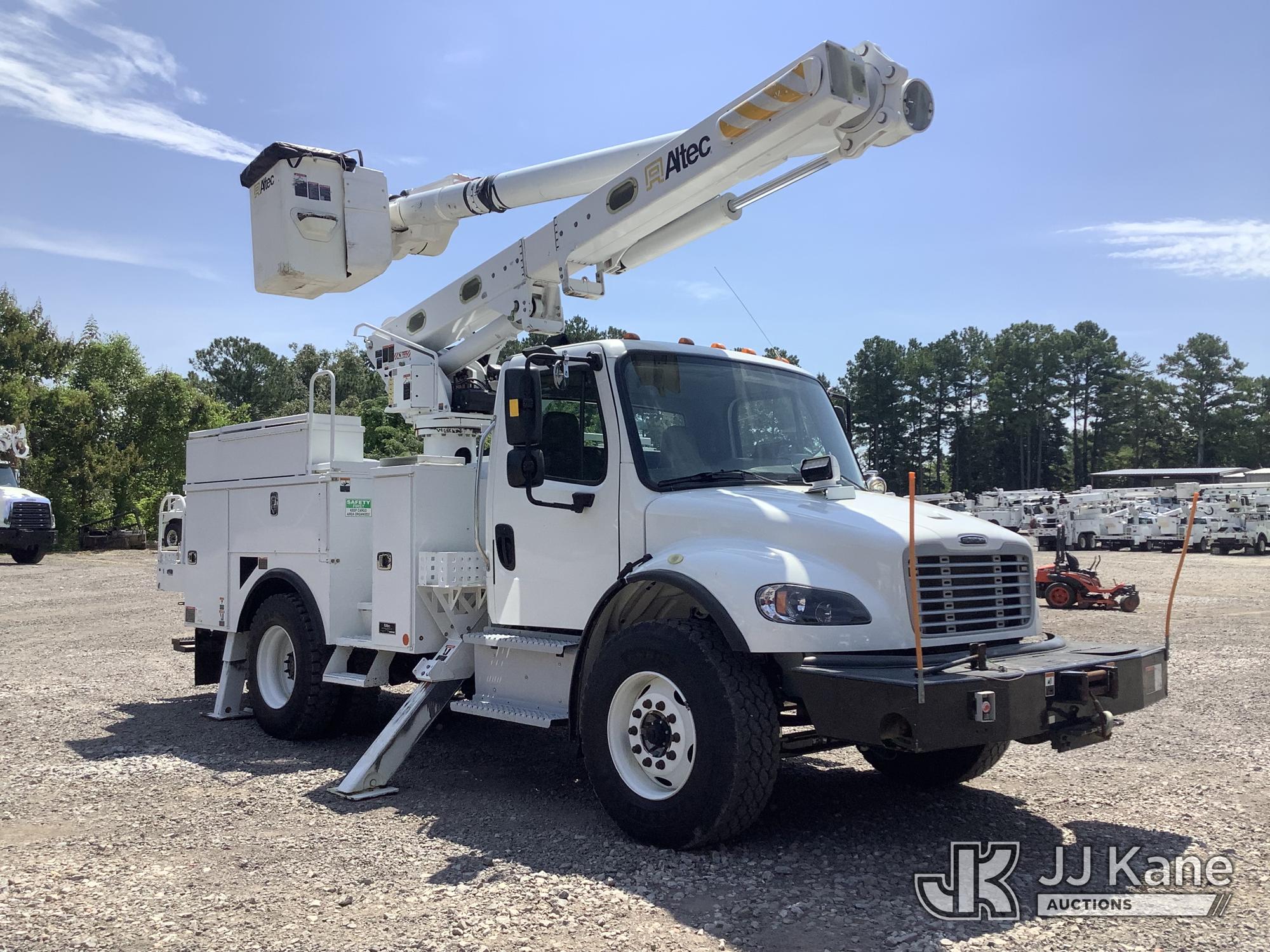 2019 Freightliner M2 106