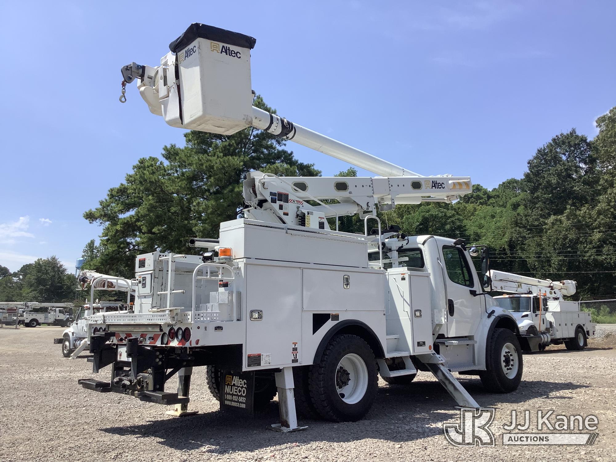 2019 Freightliner M2 106