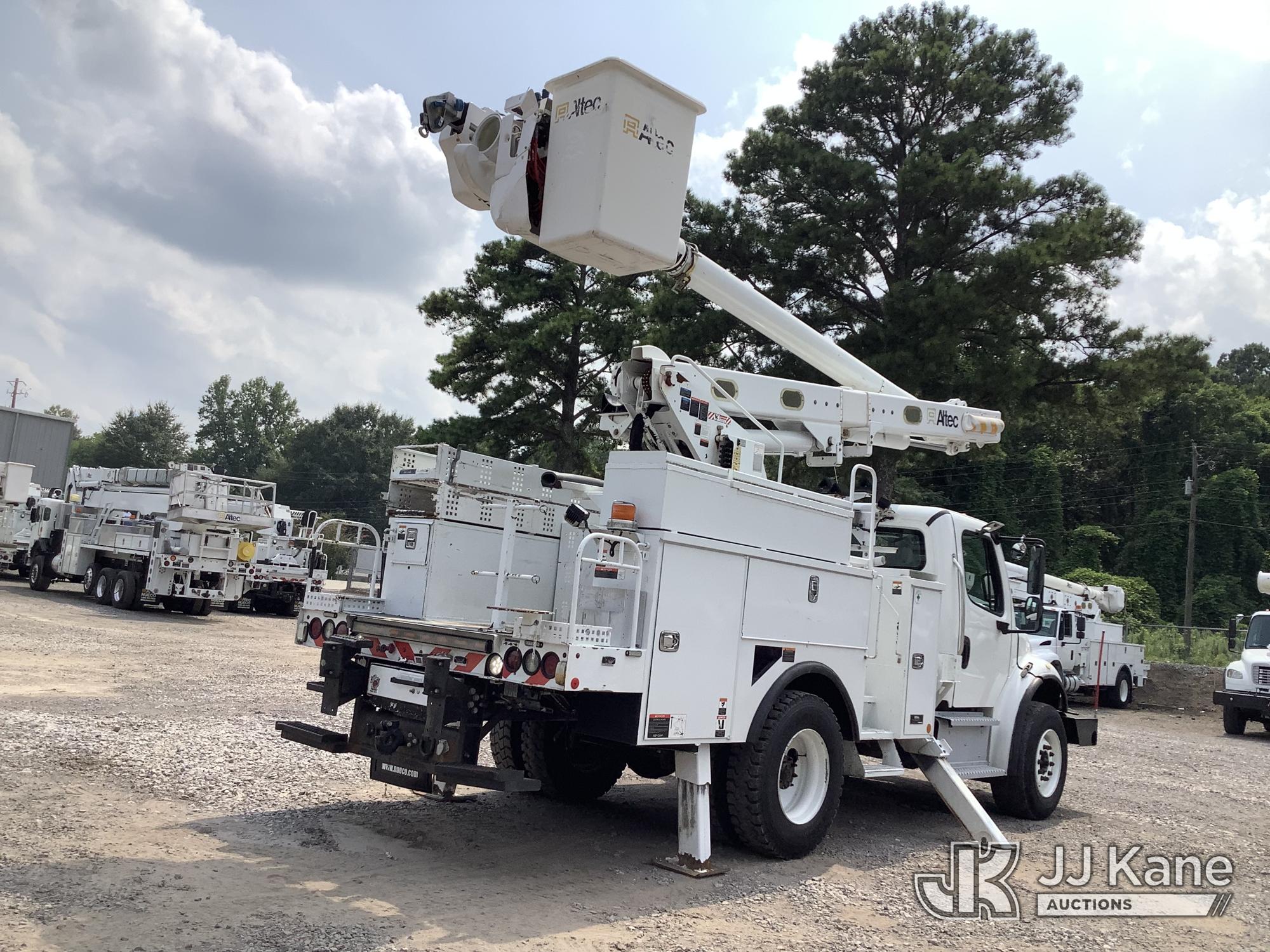 2019 Freightliner M2 106