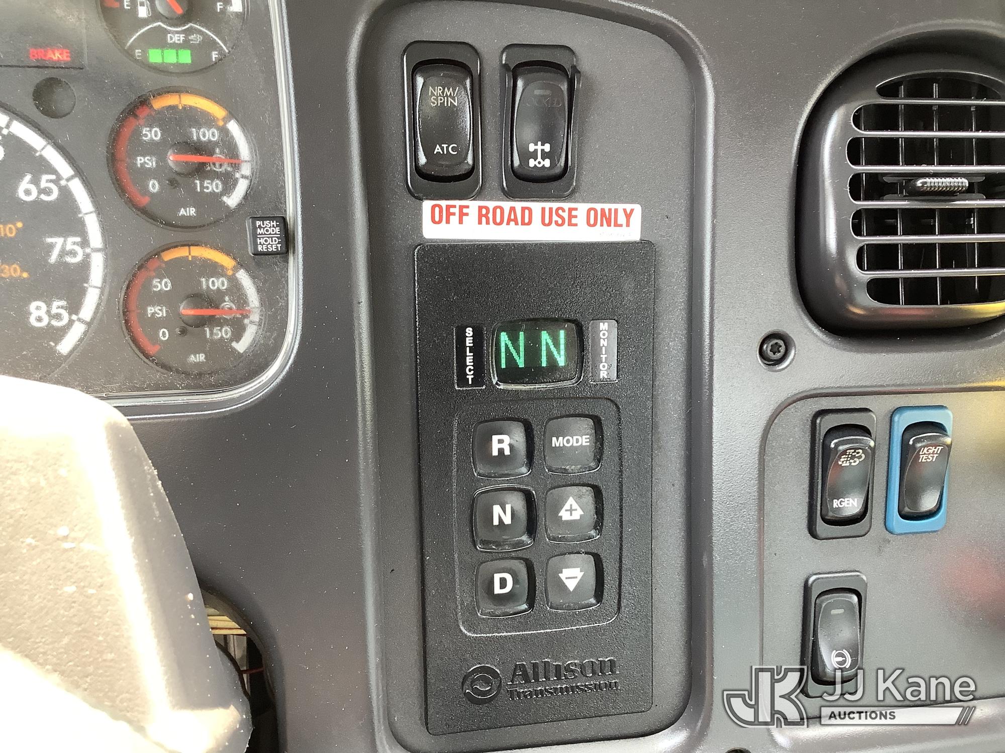 2019 Freightliner M2 106