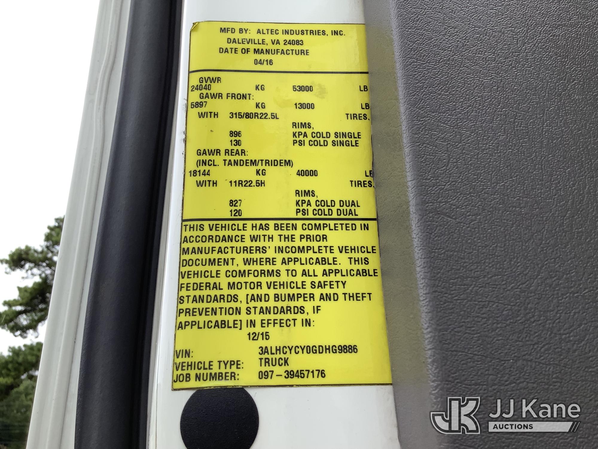 2016 Freightliner M2 106