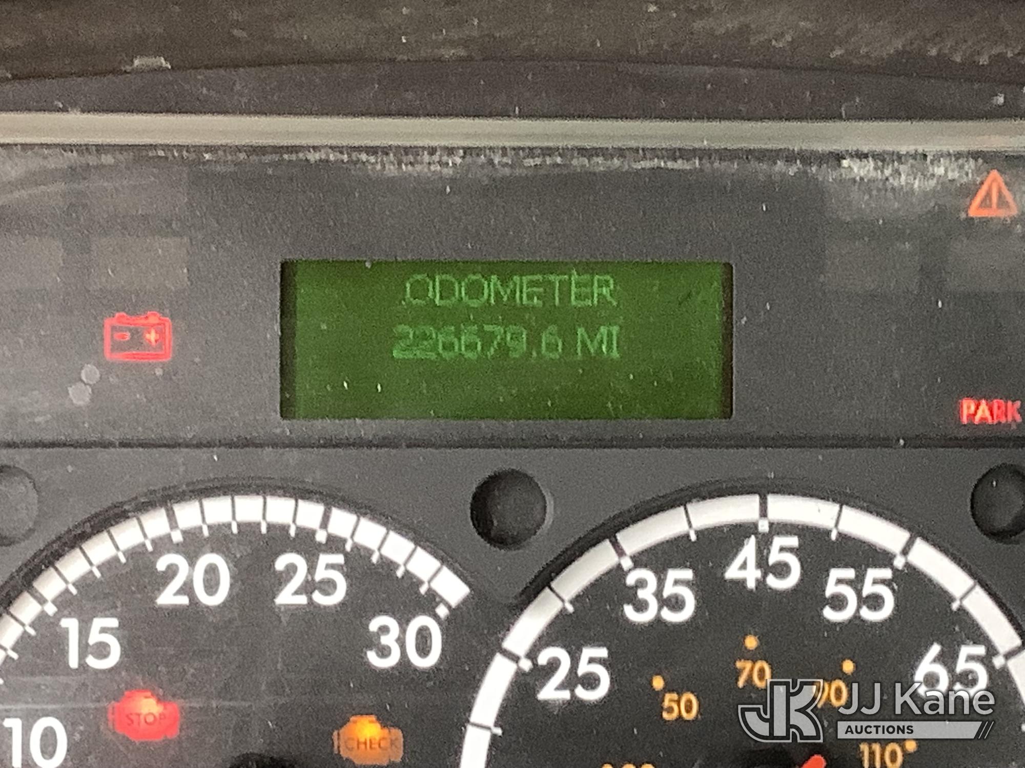 2016 Freightliner M2 106