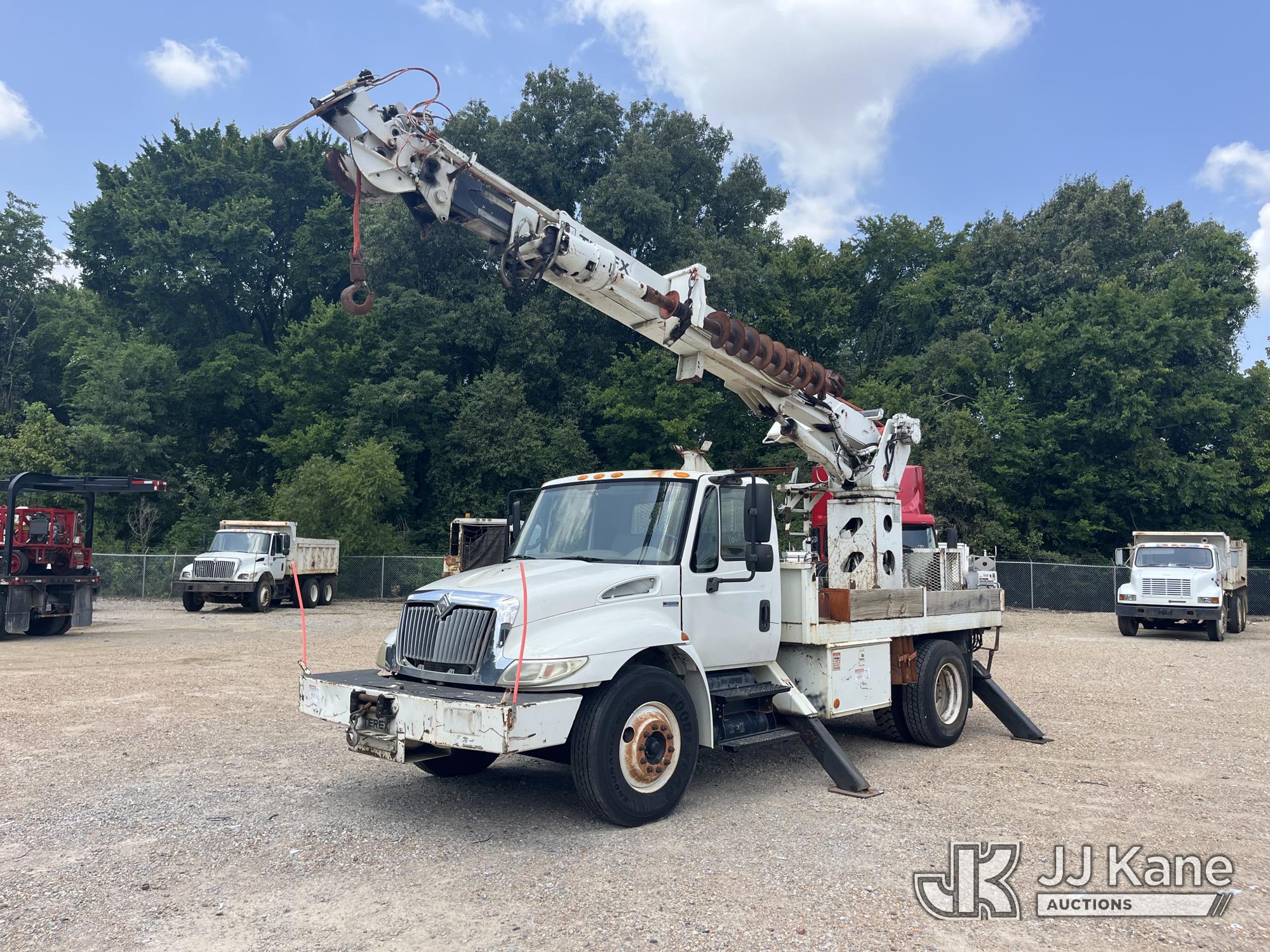 Photo of a 2008 International DuraStar 4300