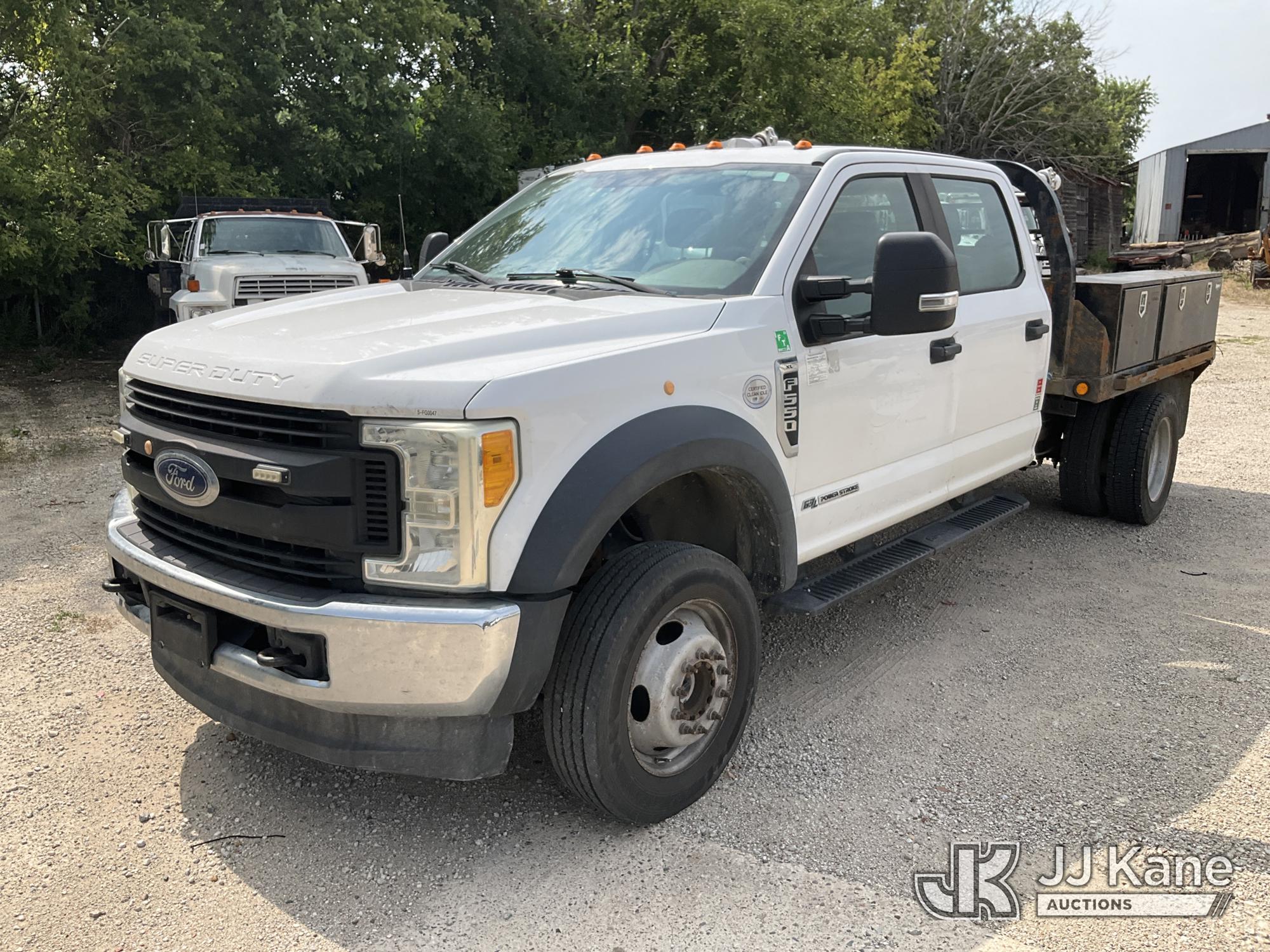 Photo of a 2017 Ford F550 4x4