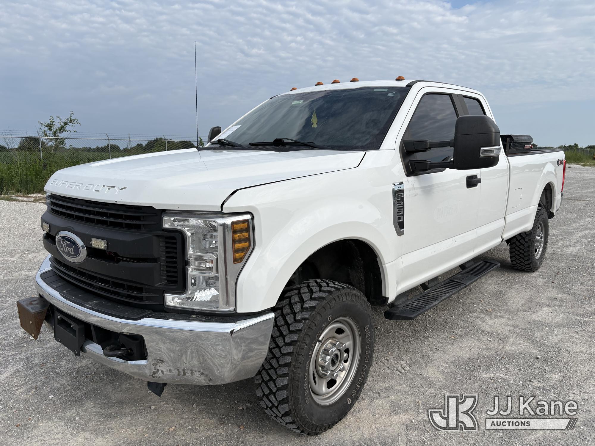 Photo of a 2018 Ford F-250 SD