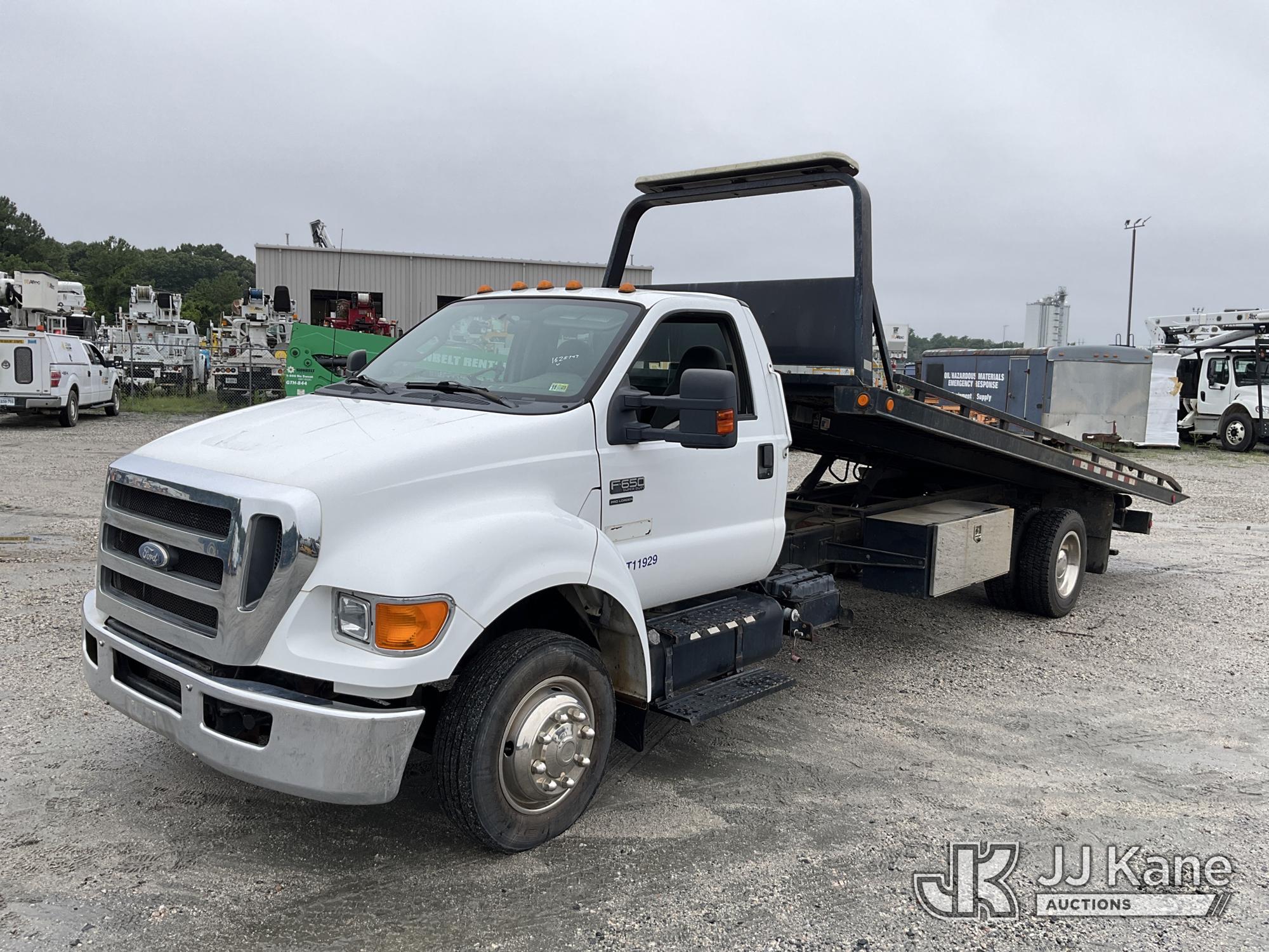 Photo of a 2011 Ford F650