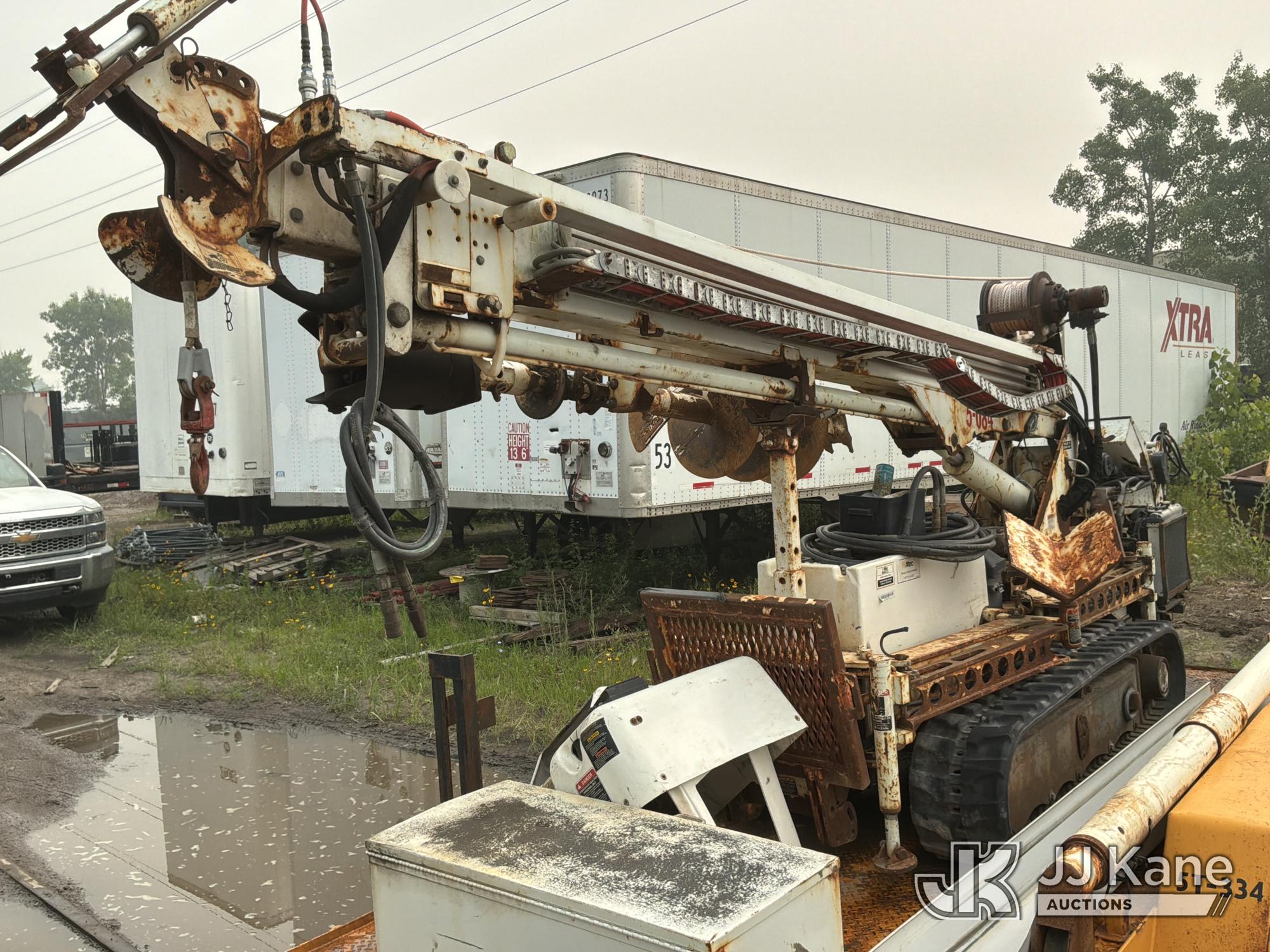 Photo of a 2010 Altec DB35