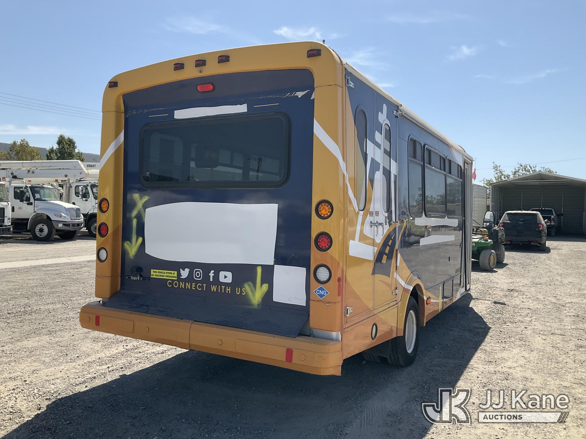 2011 Ford ECONOLINE E-450