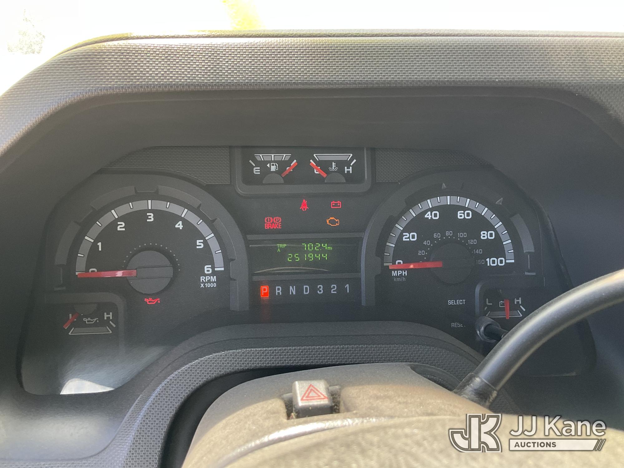 2011 Ford ECONOLINE E-450