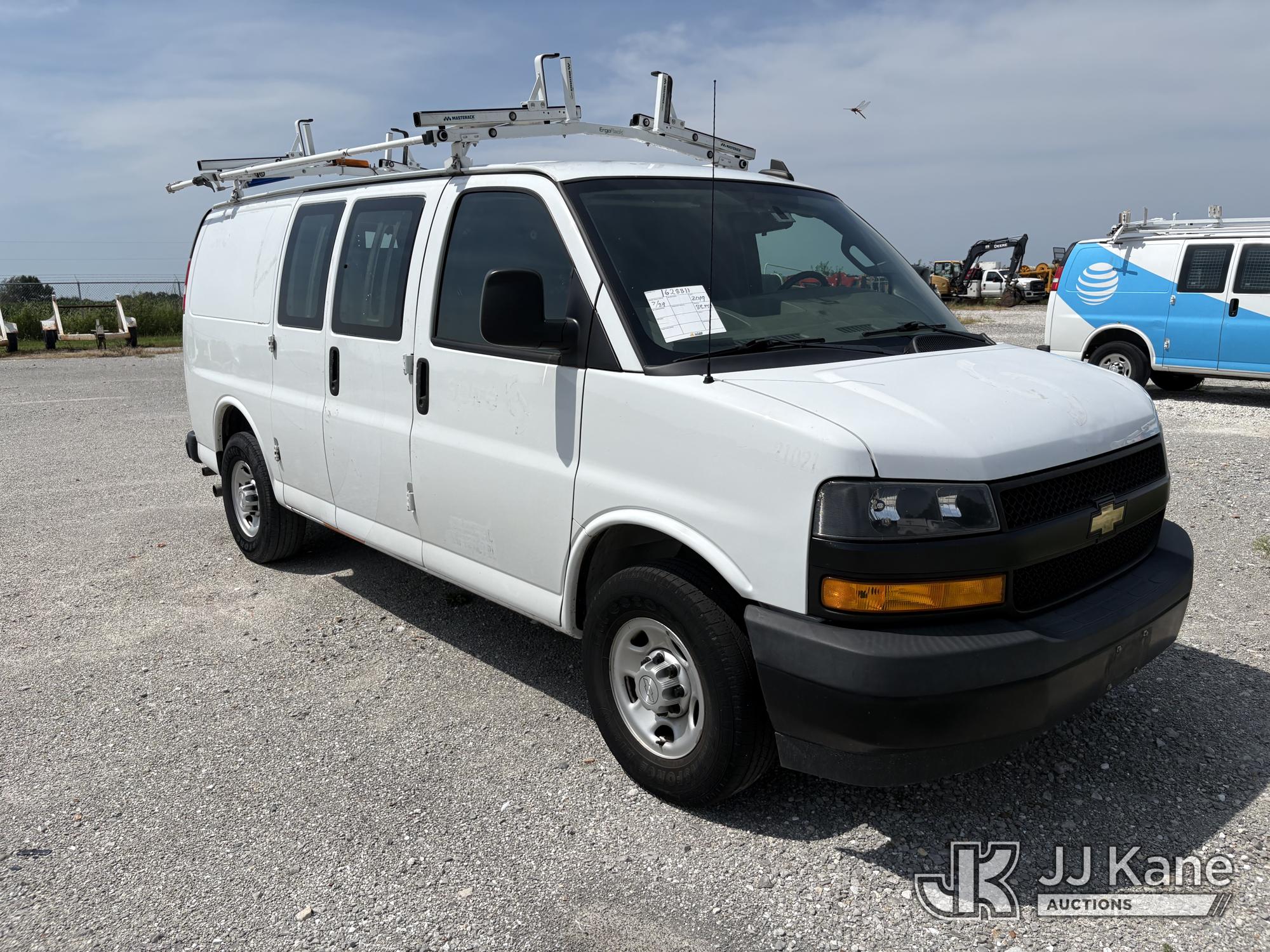 2019 Chevrolet EXPRESS 2500