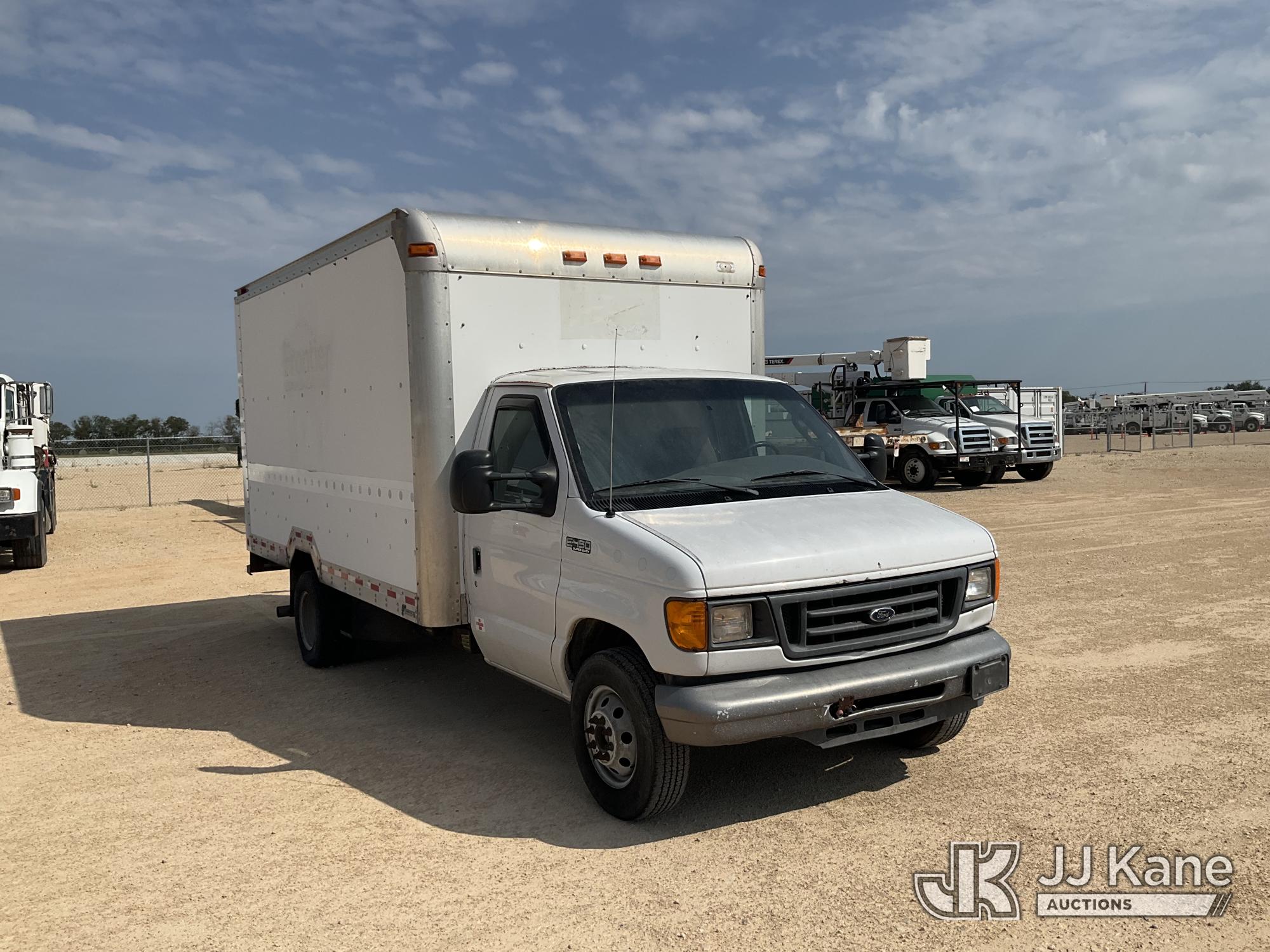 2004 Ford E450