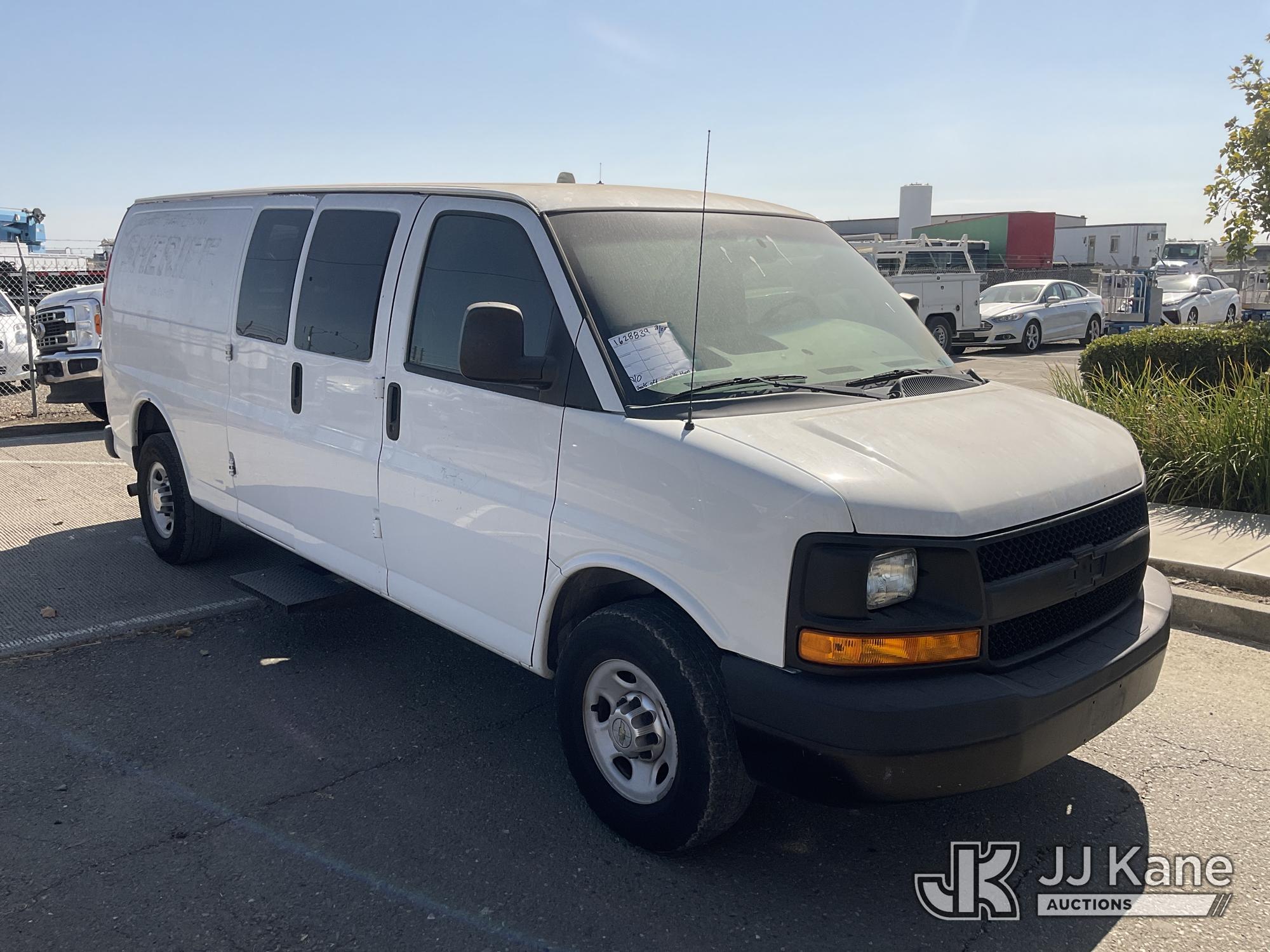 2014 Chevrolet EXPRESS 3500