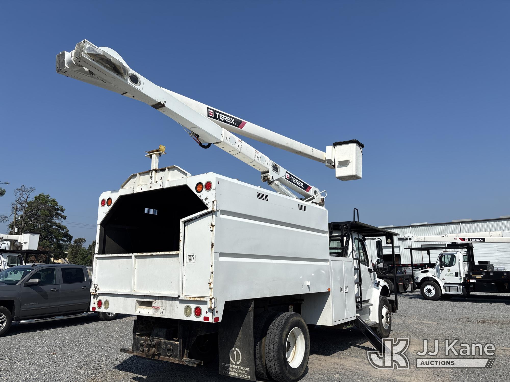 2020 Freightliner M2 106