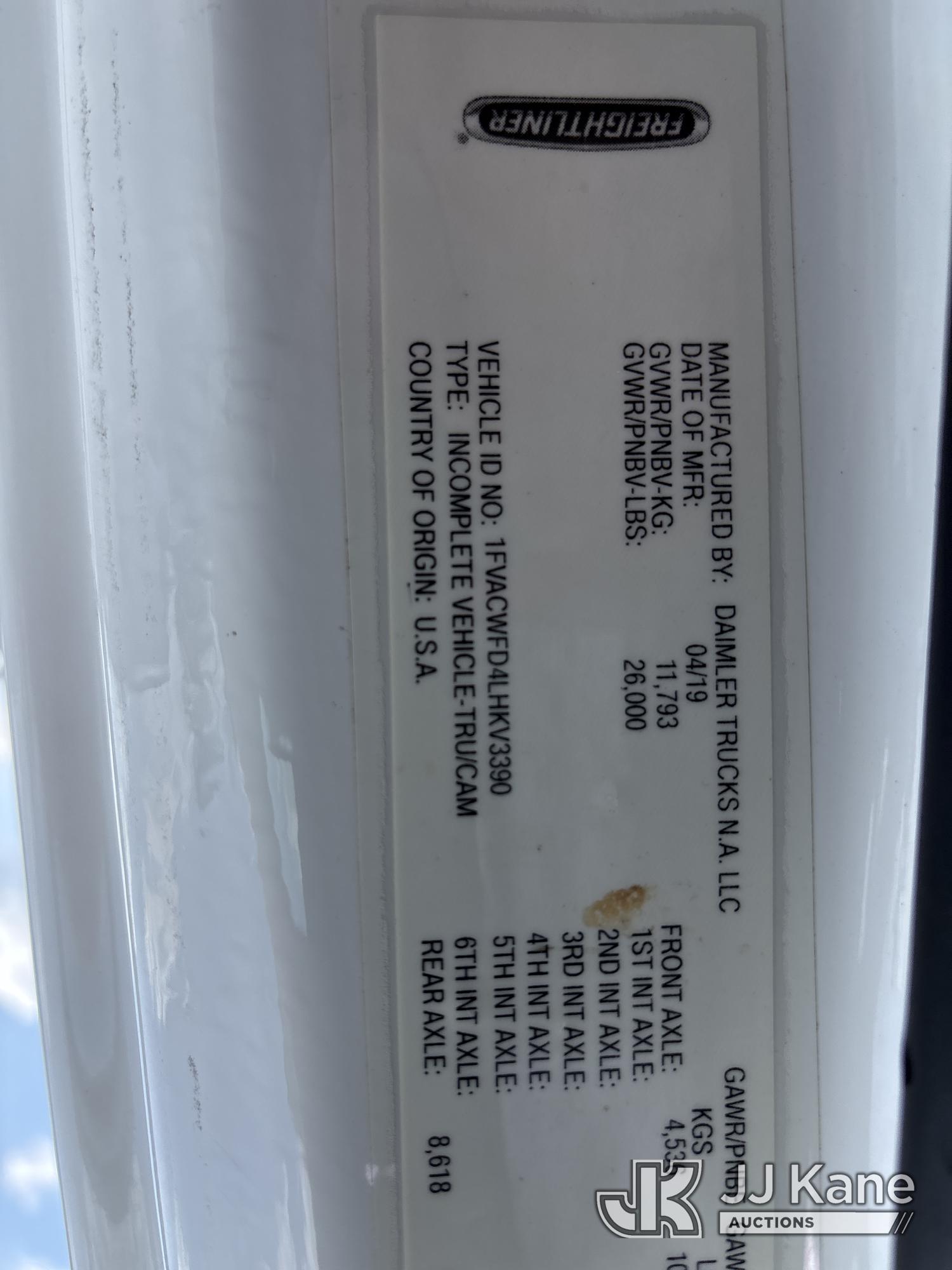 2020 Freightliner M2 106