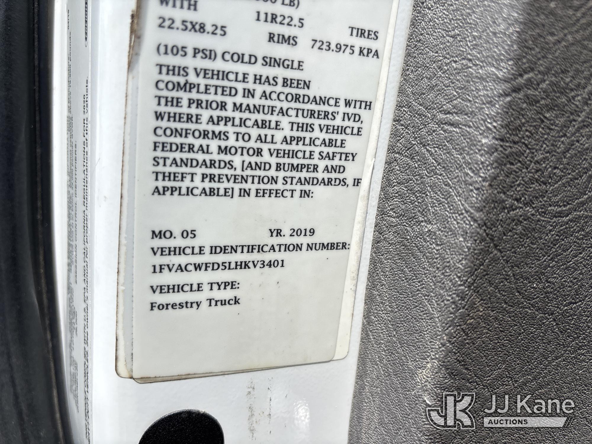 2020 Freightliner M2 106