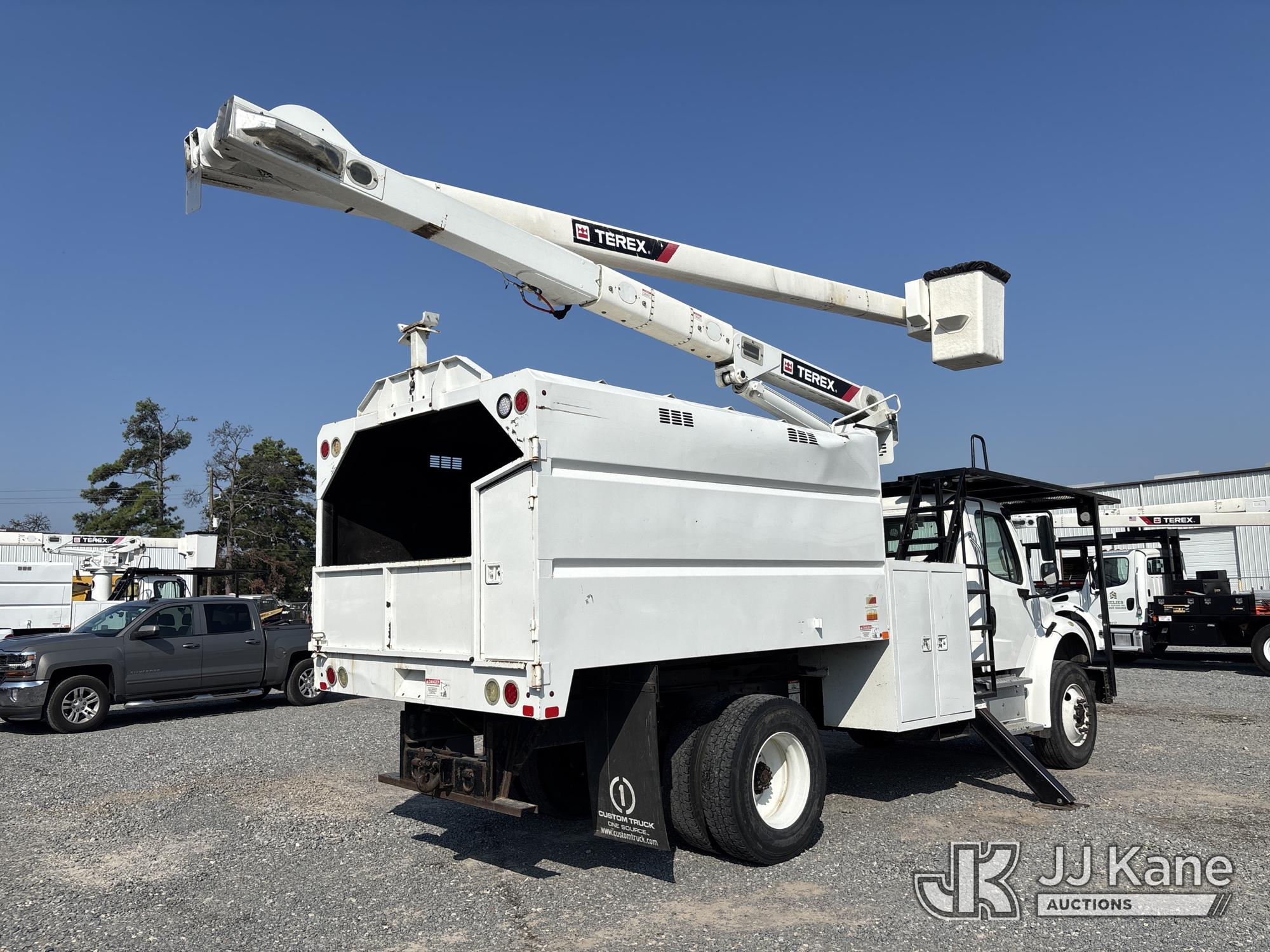 2020 Freightliner M2