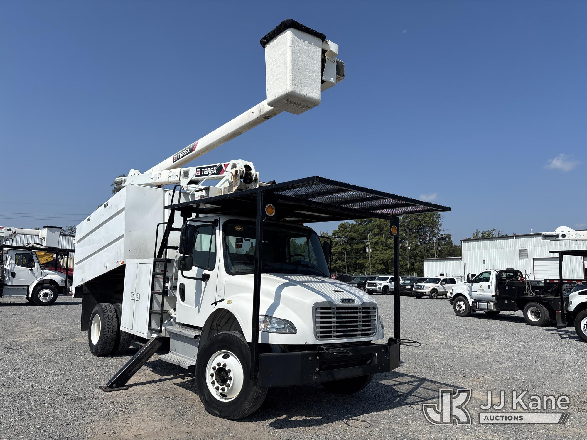 2020 Freightliner M2
