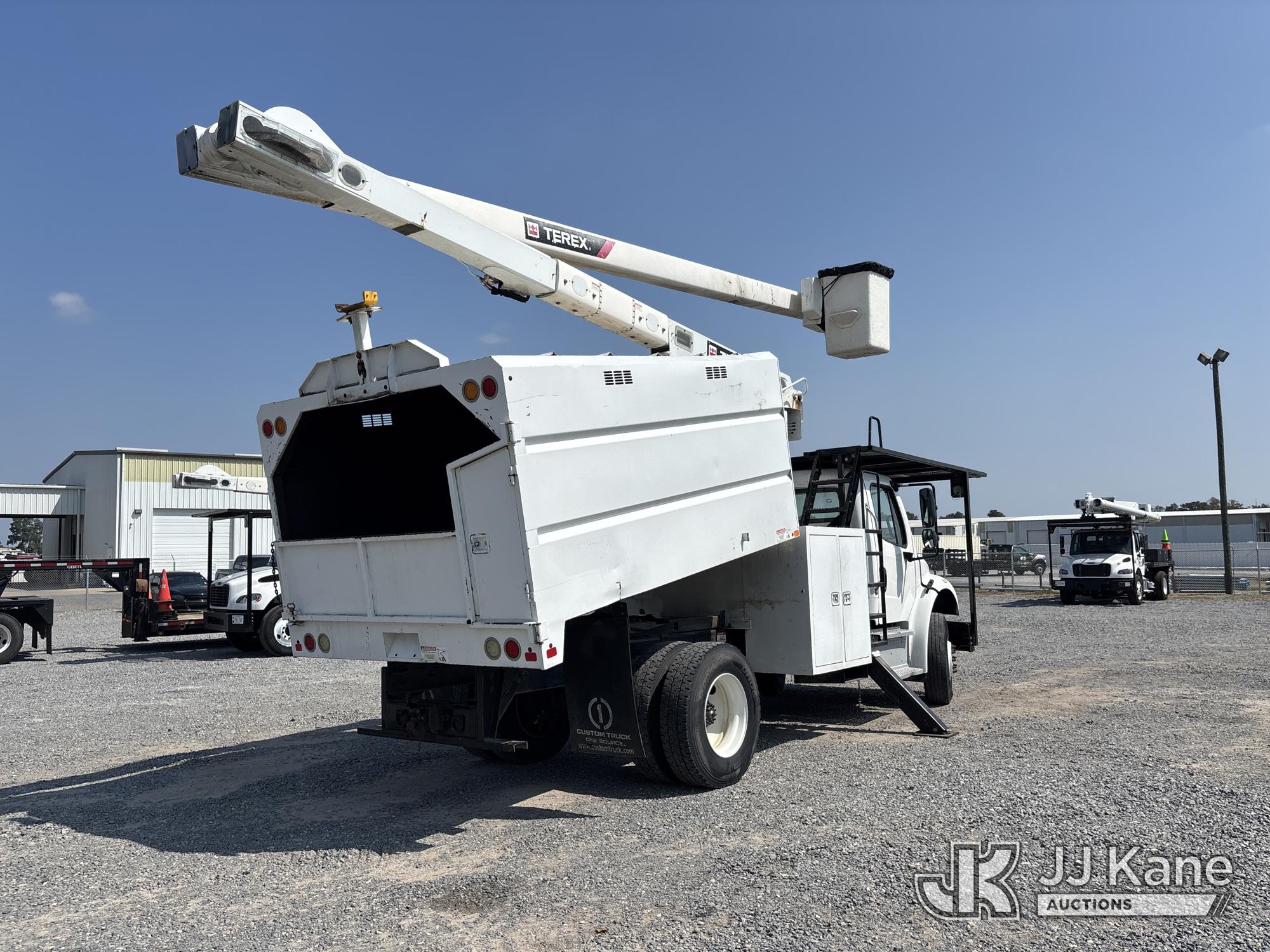 2020 Freightliner M2