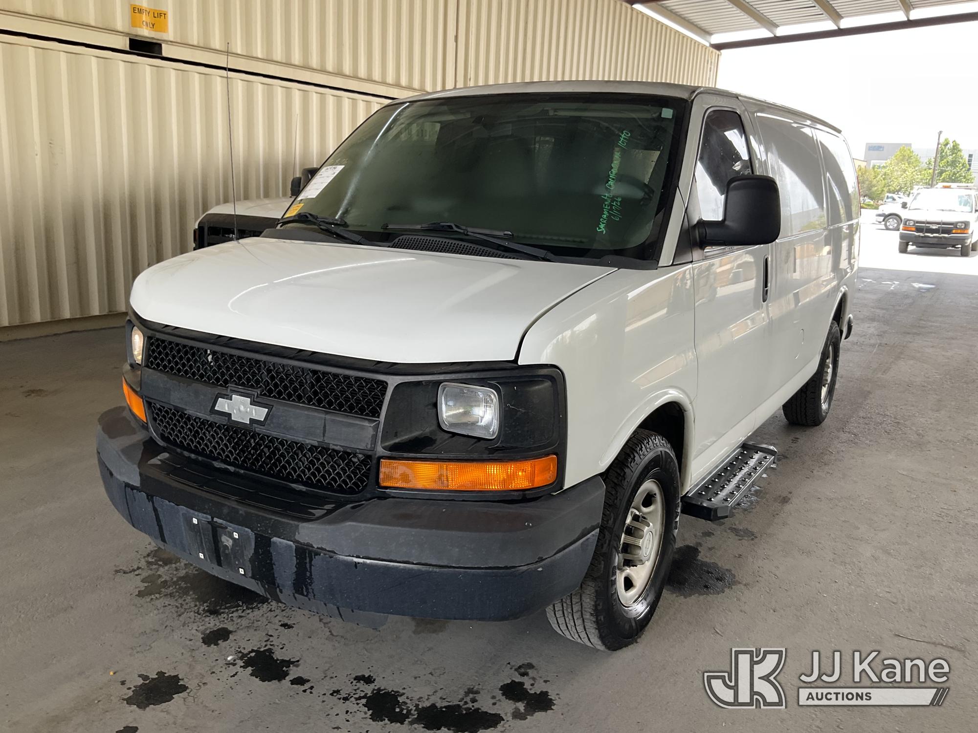 Photo of a 2015 Chevrolet Express