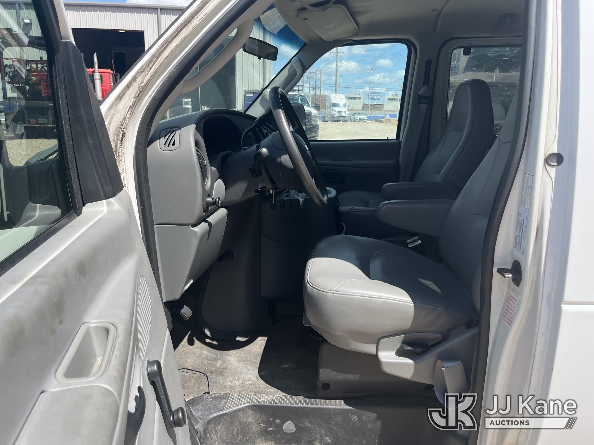 2003 Ford E250