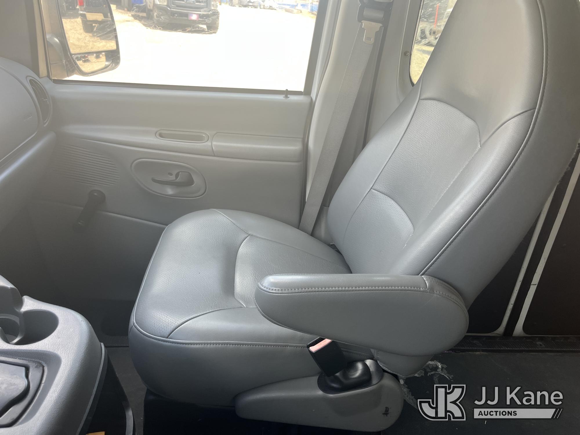 2003 Ford E250