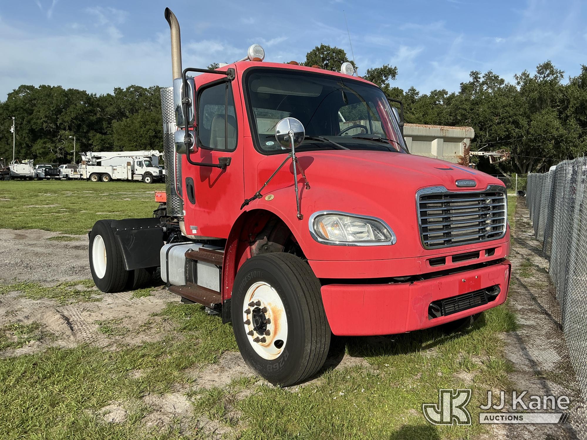 Photo of a 2008 Freightliner M2 106