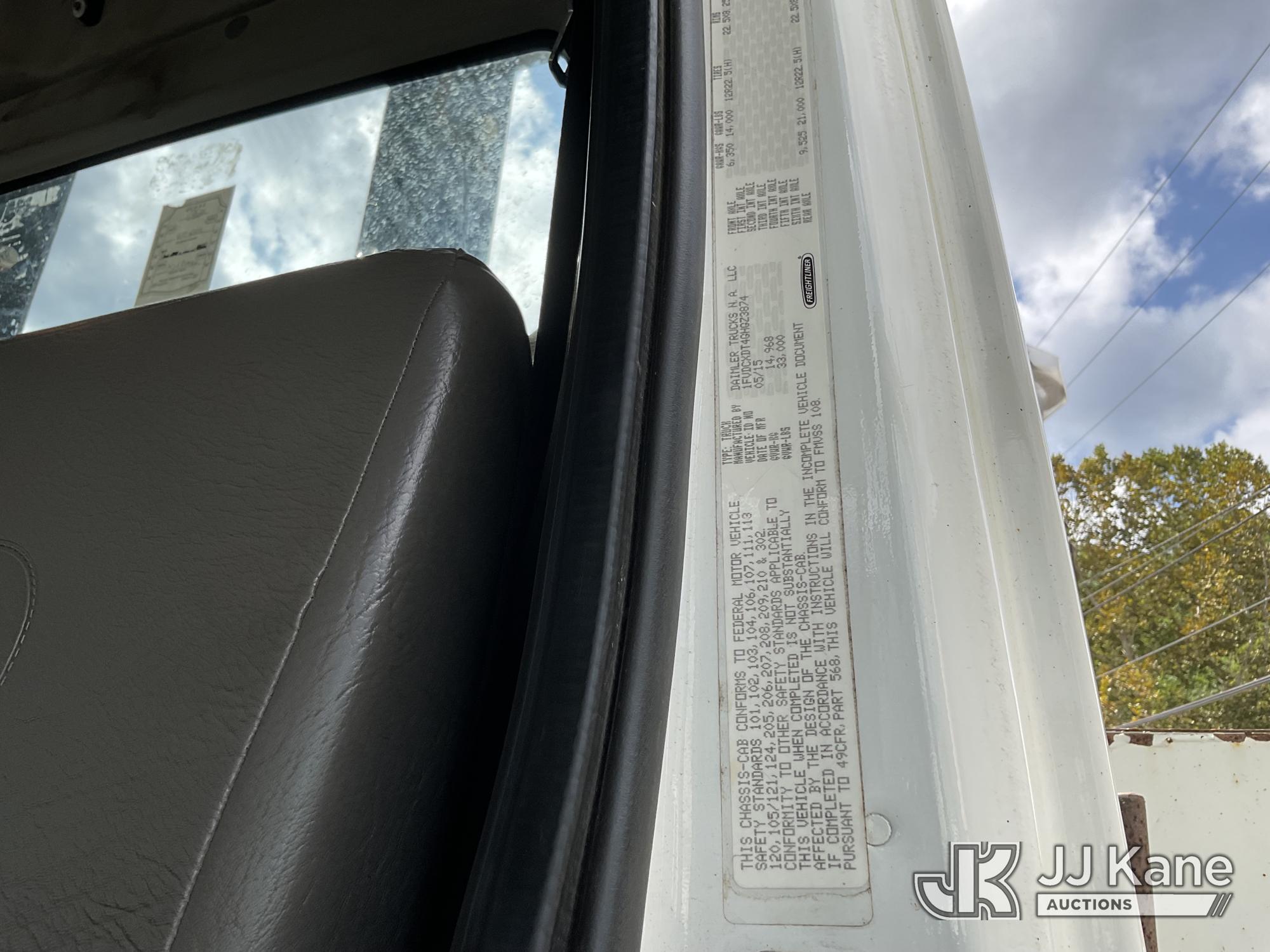2016 Freightliner M2 106