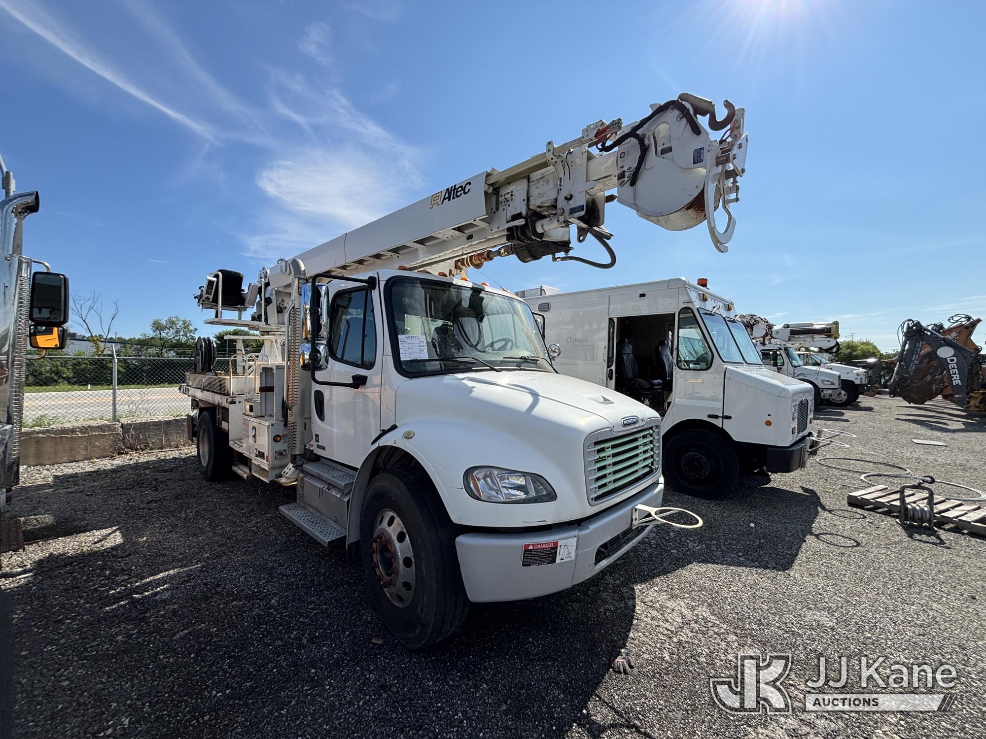2012 Freightliner M2 106