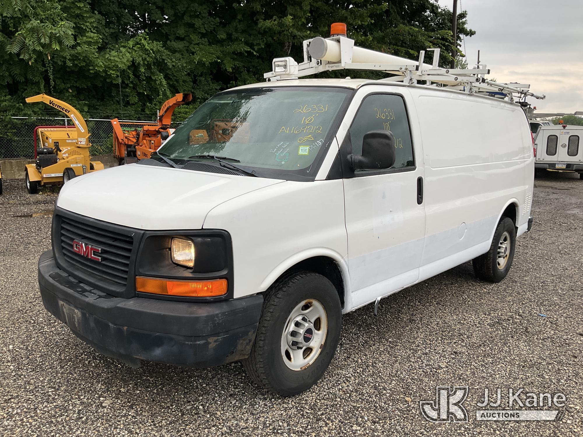 Photo of a 2010 GMC Savana