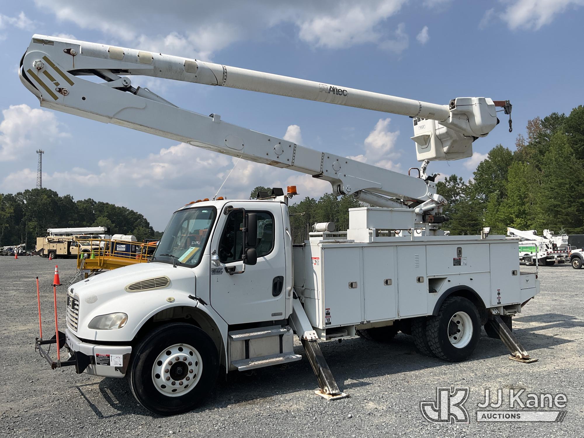 2010 Freightliner M2 106