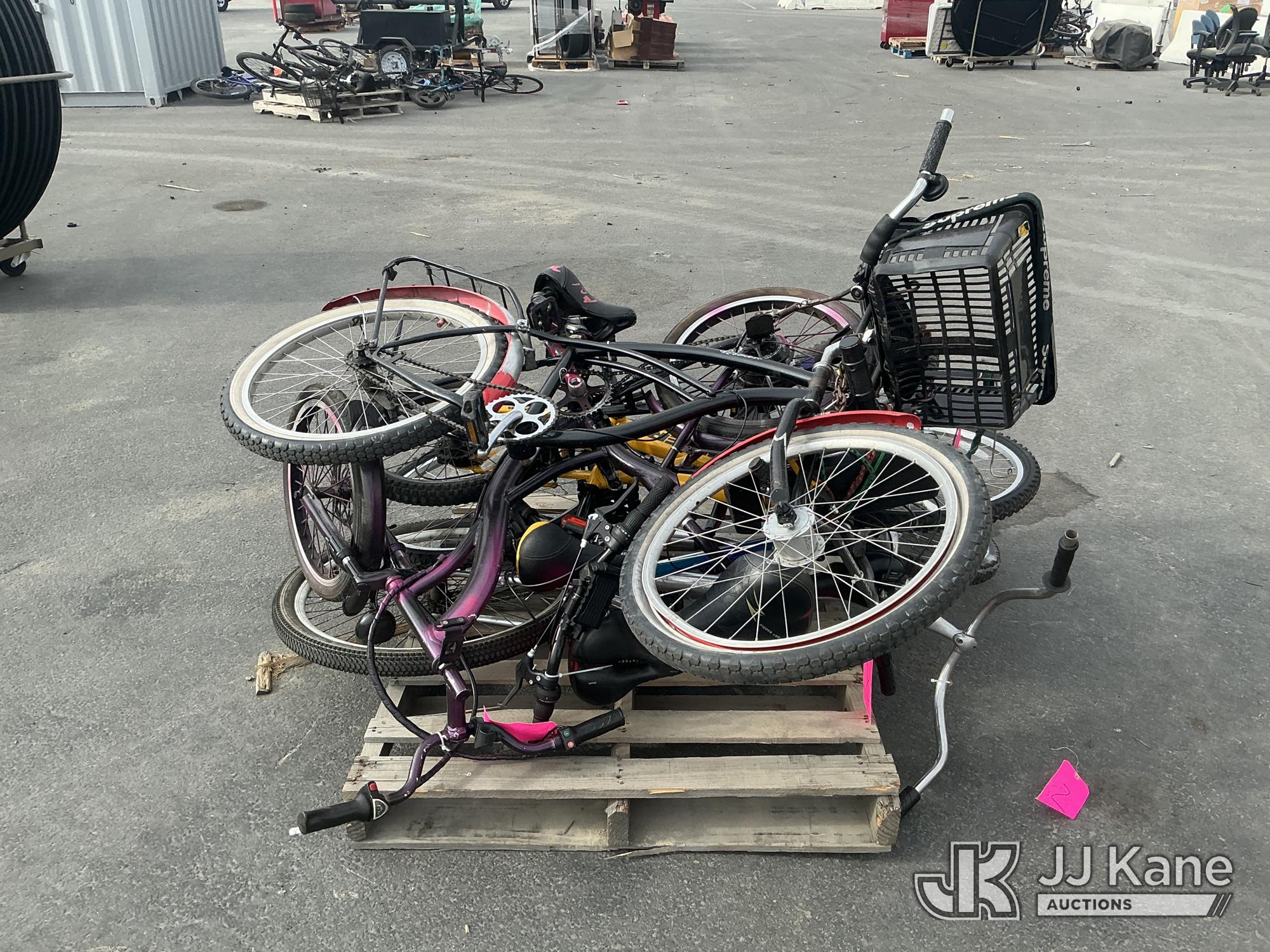 (1 Pallet) Bicycles (Used) NOTE: This unit is being sold AS IS/WHERE IS via Timed Auction and is located in Jurupa Valley