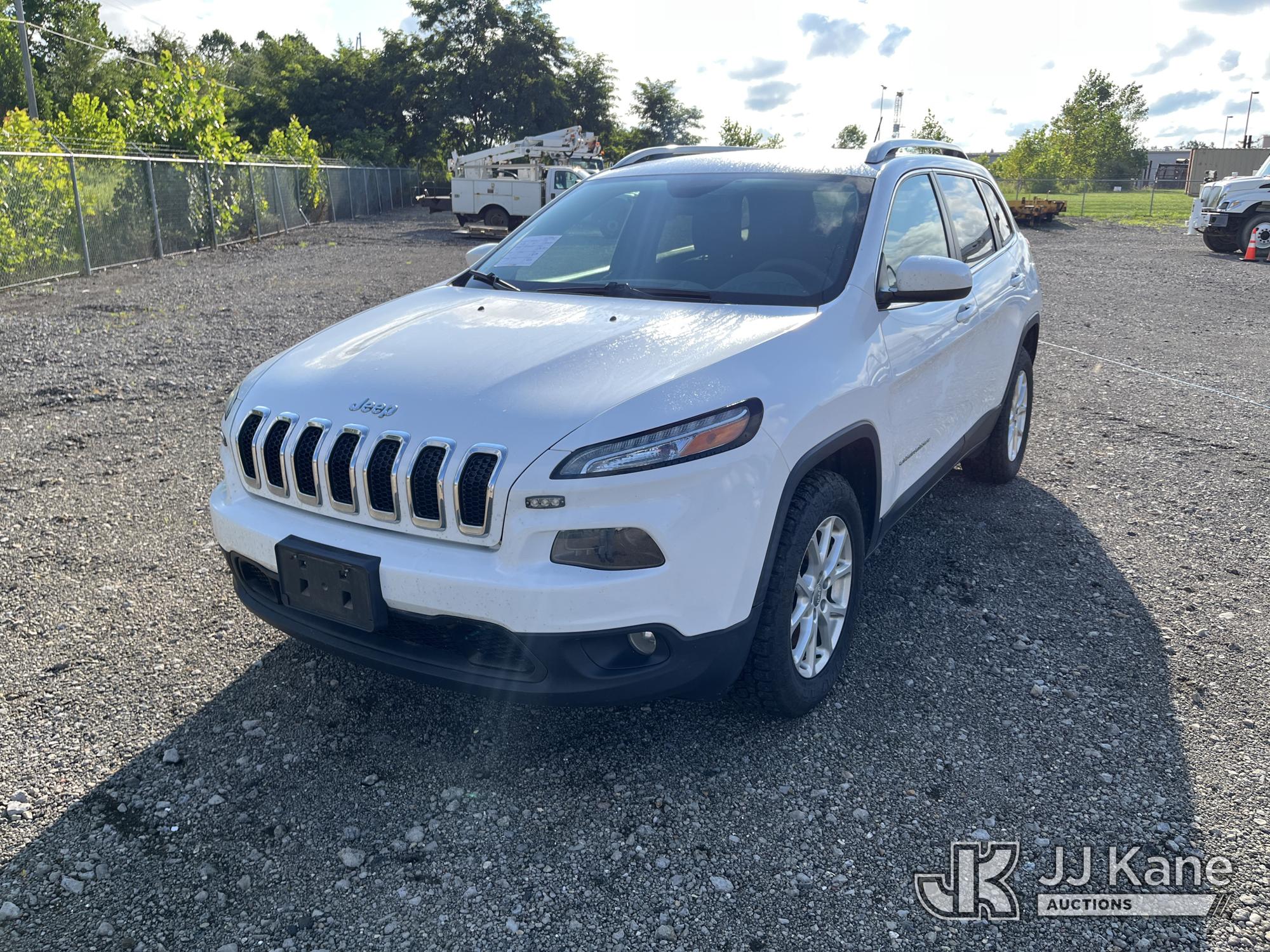 2018 Jeep Cherokee 4x4 Latitude Sport Utility Vehicle