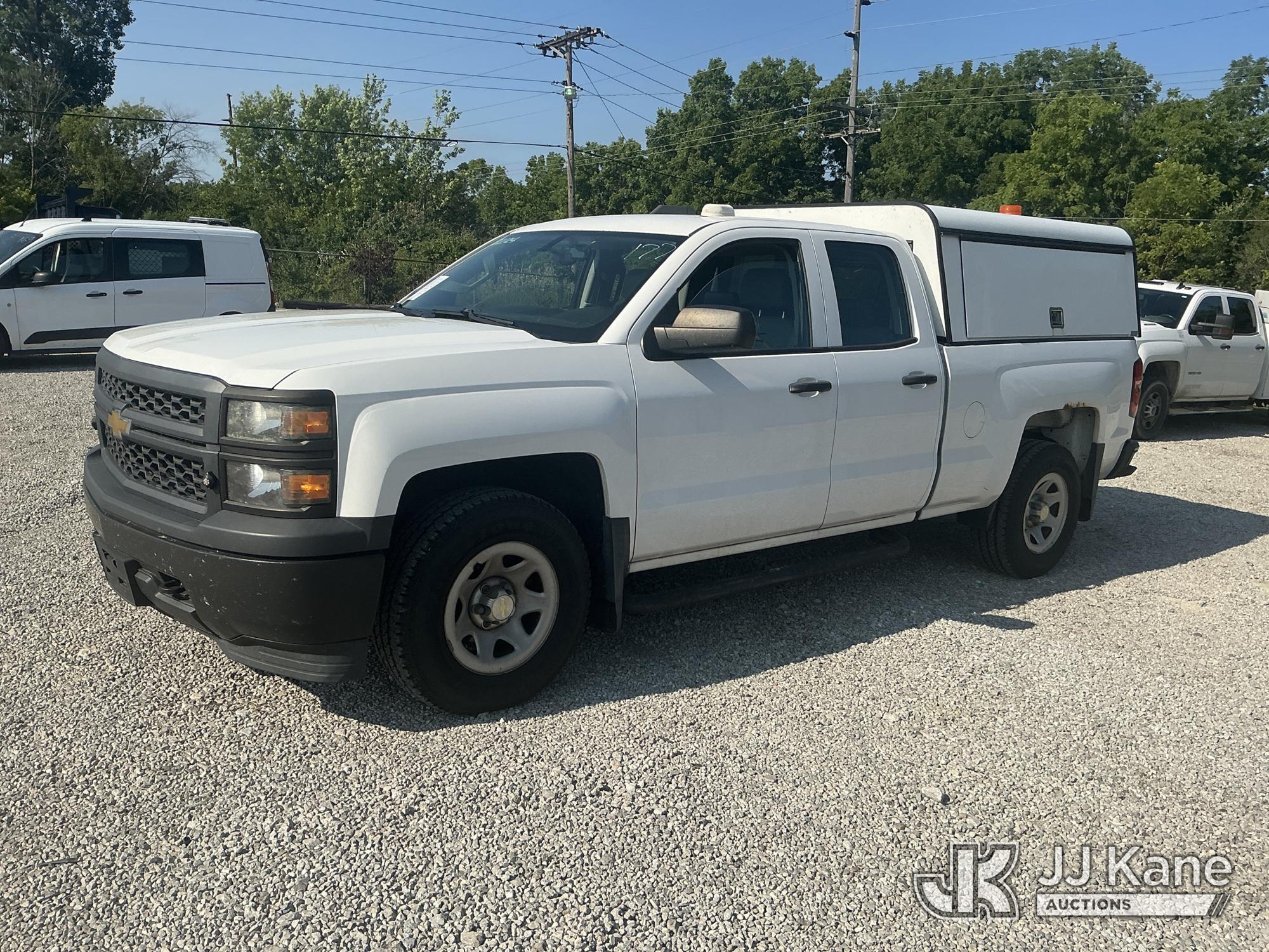 2014 Chevrolet Silverado 1500 Crew-Cab Pickup Truck