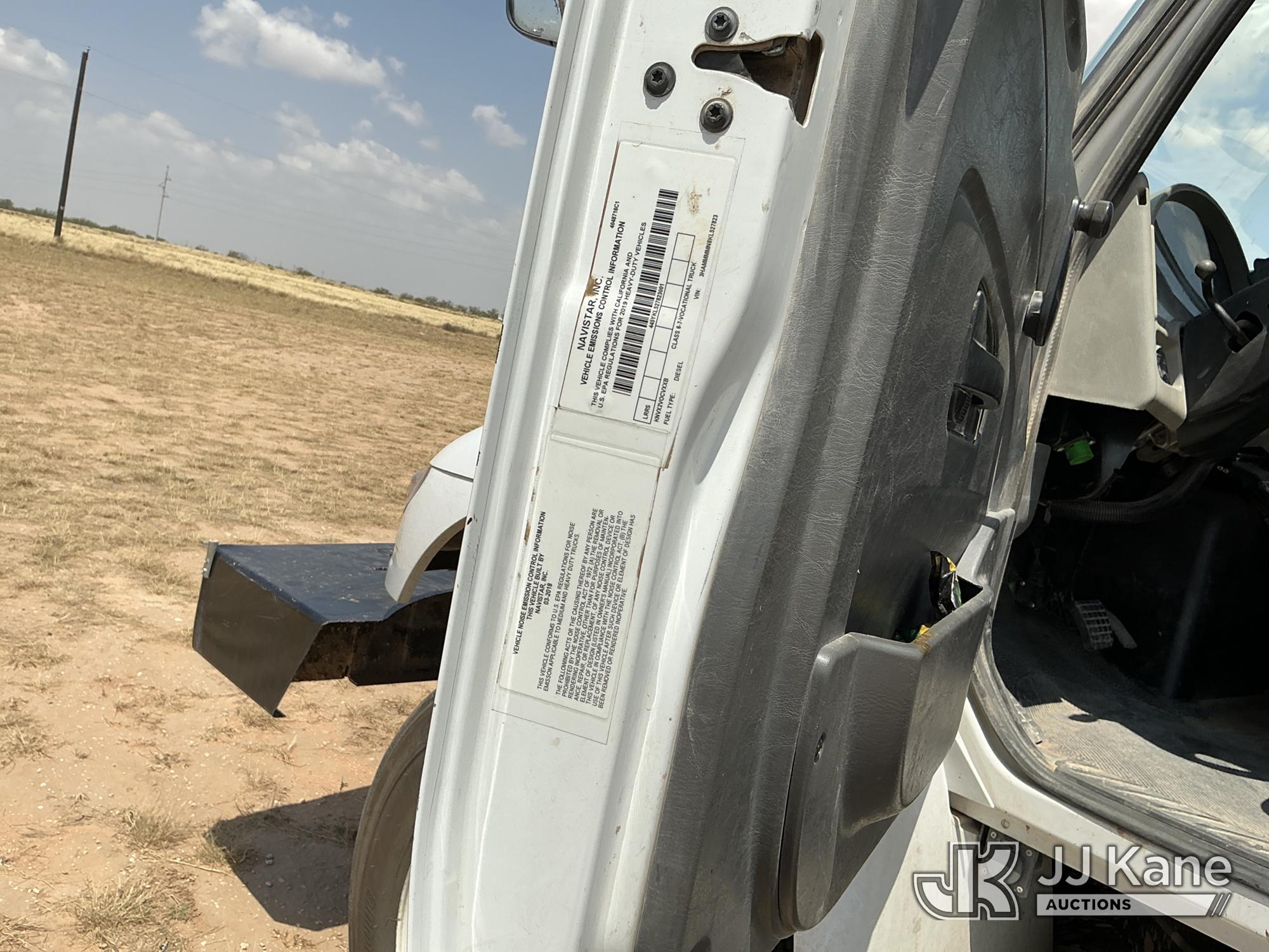 2019 International DURASTAR 4300