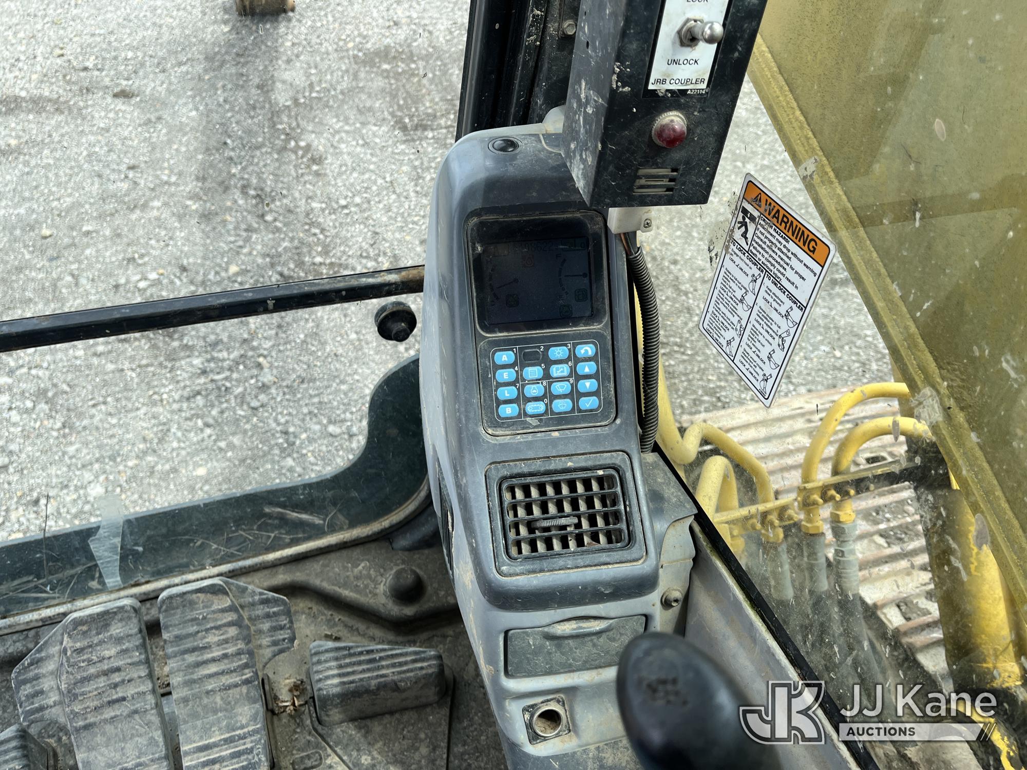 2005 Komatsu PC160LC-7
