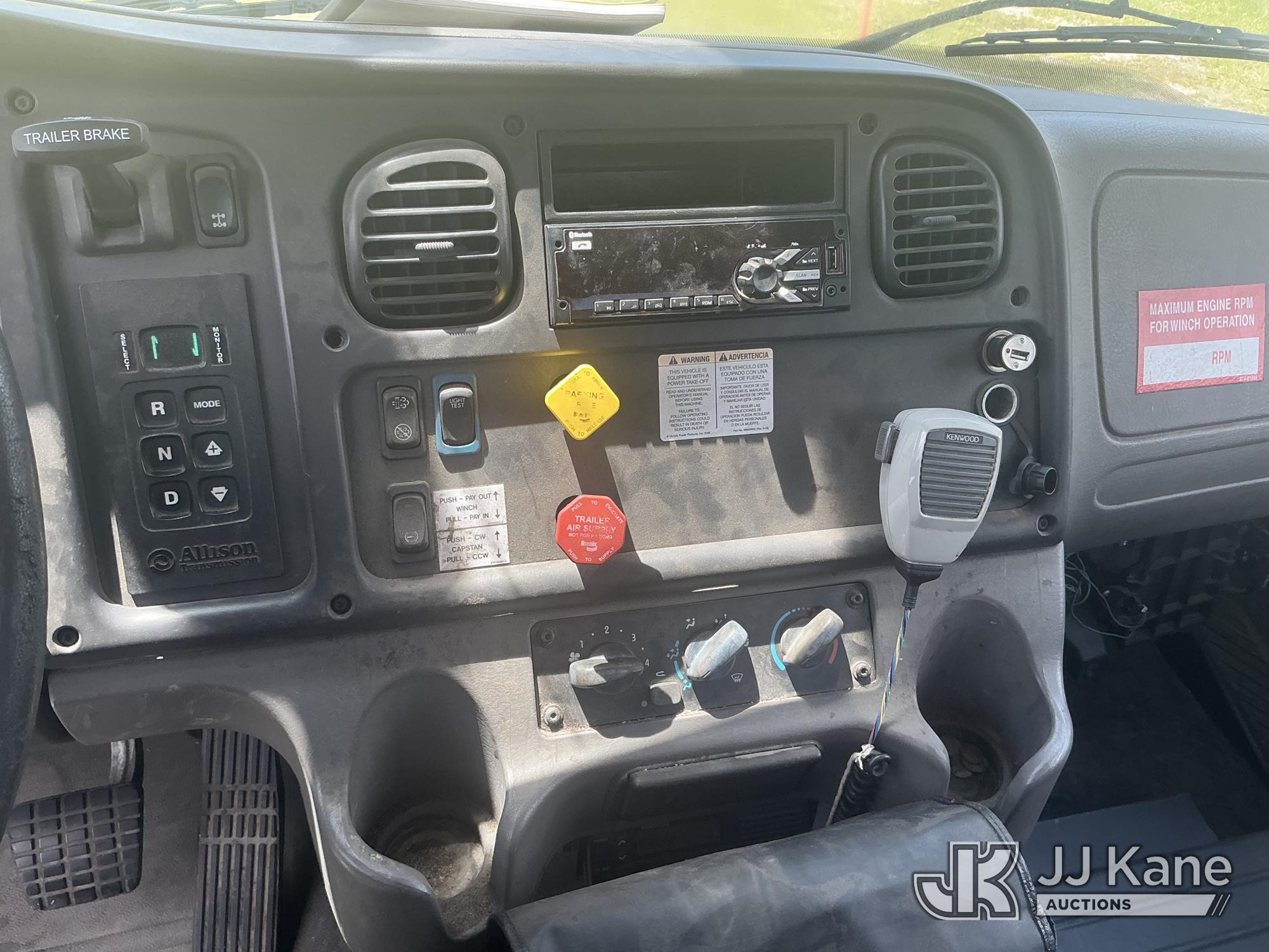 2018 Freightliner M2 106