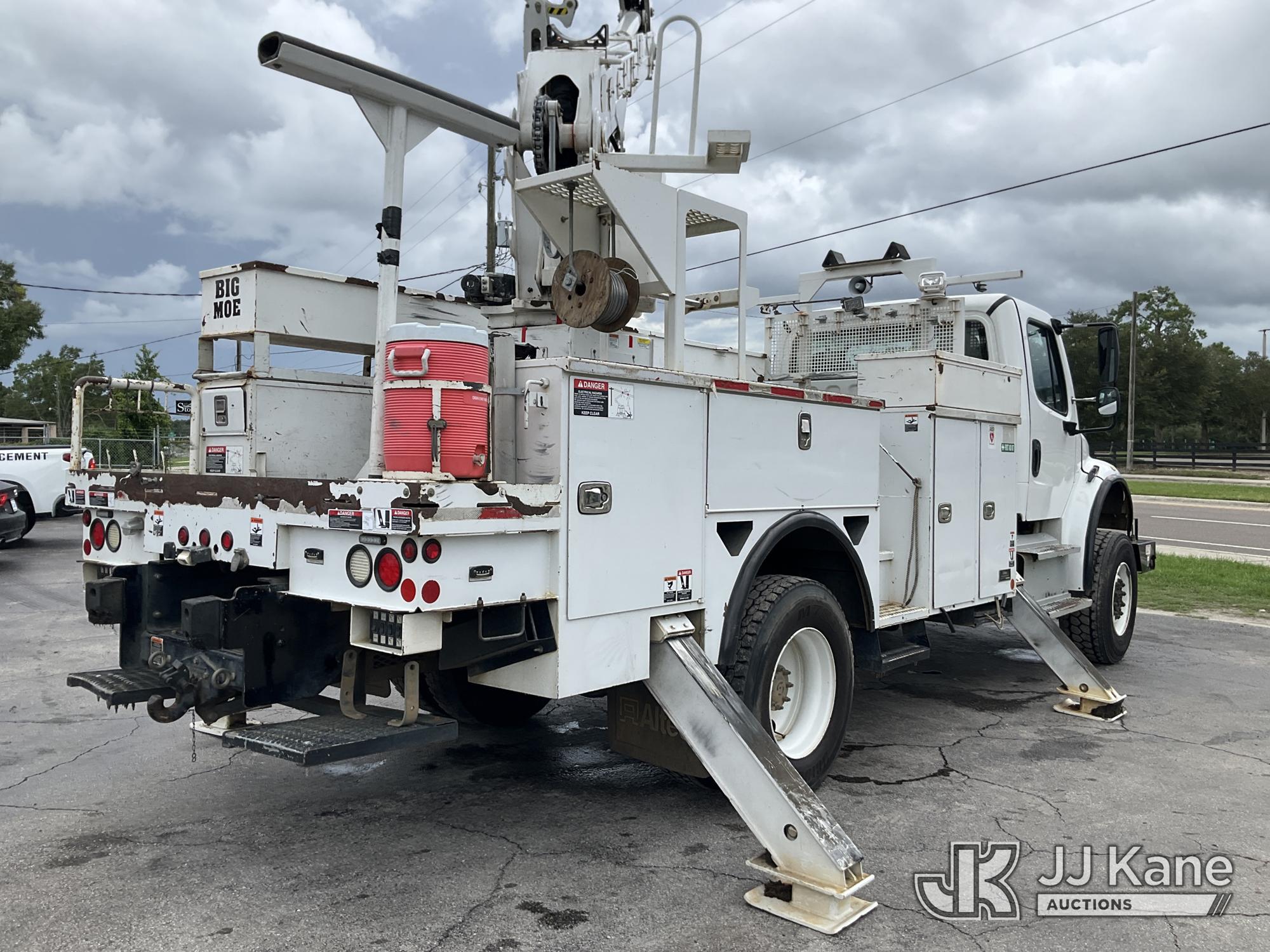 2015 Freightliner M2 106 4x4