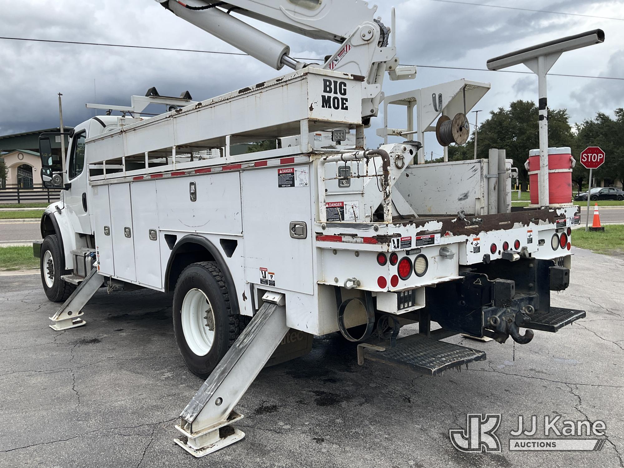 2015 Freightliner M2 106 4x4