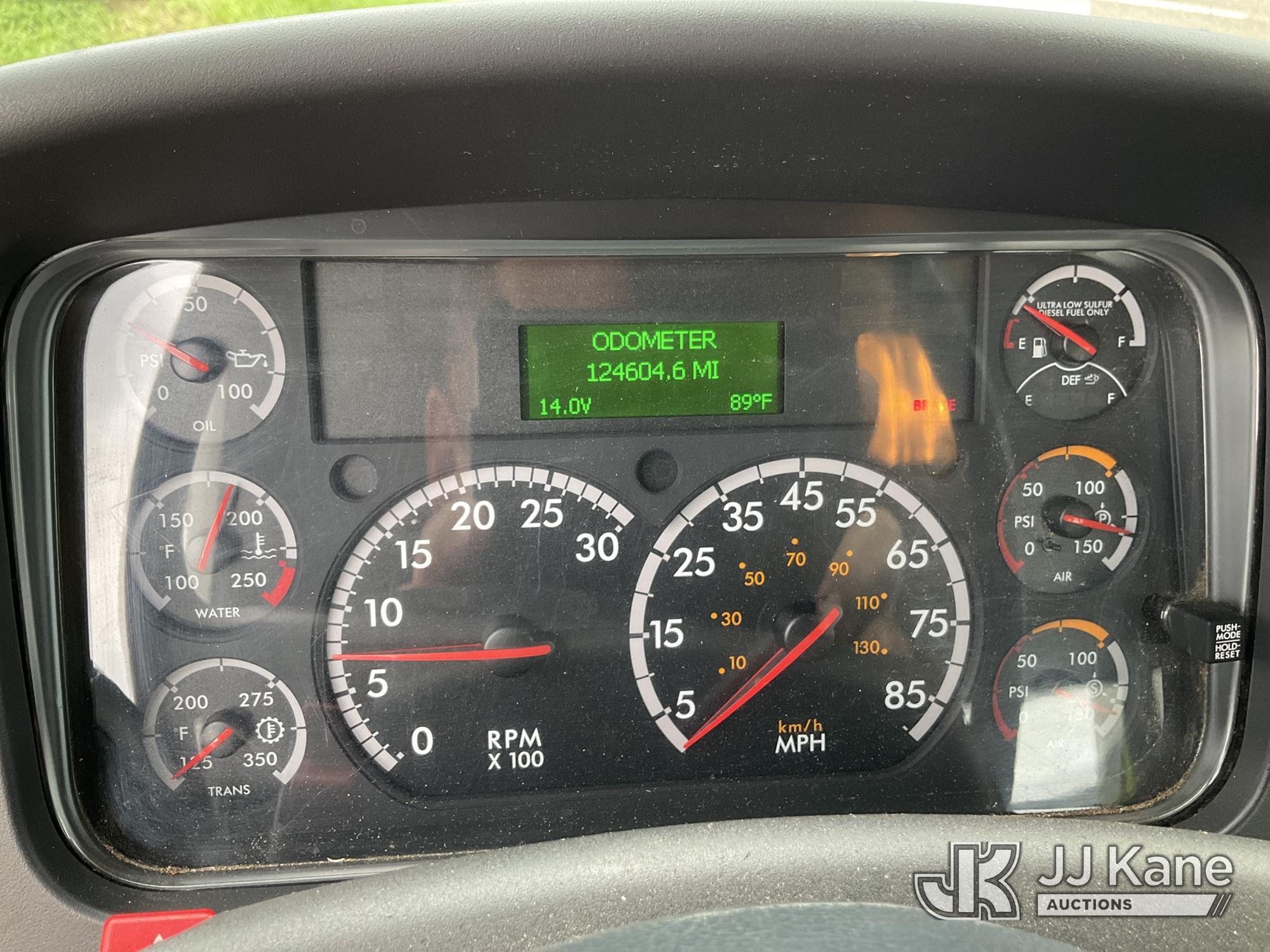 2015 Freightliner M2 106 4x4