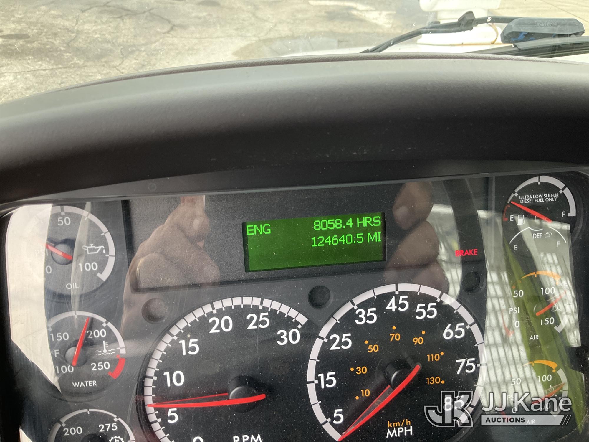 2015 Freightliner M2 106 4x4