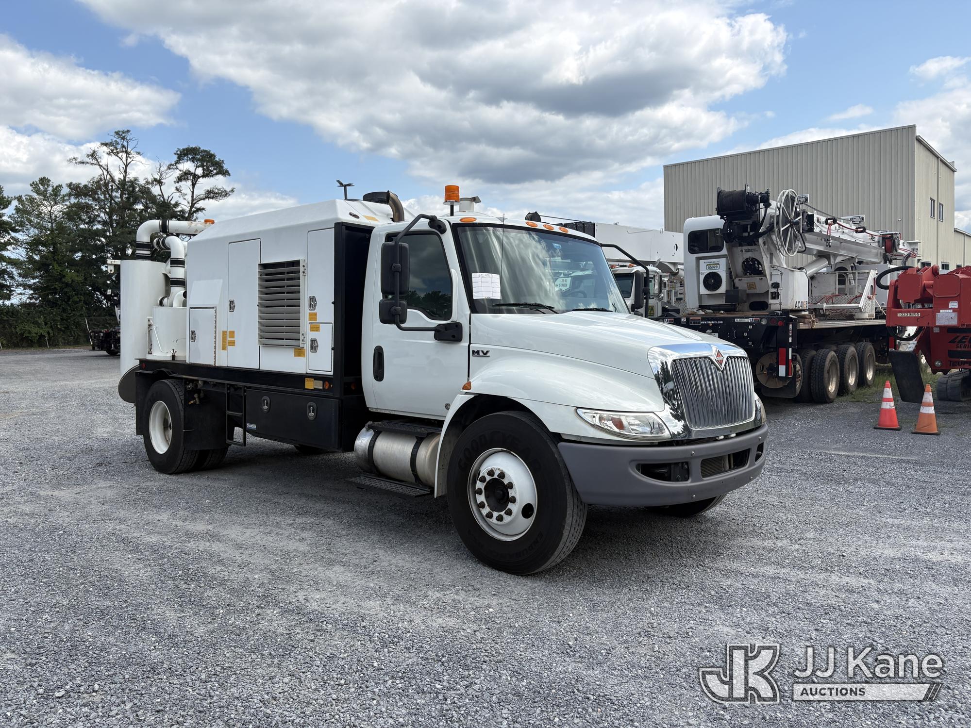 2020 International MV507