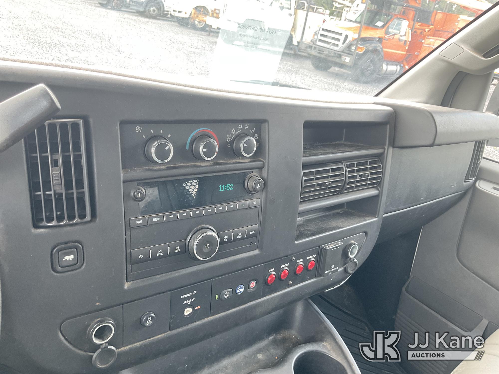 2016 Chevrolet Express G2500