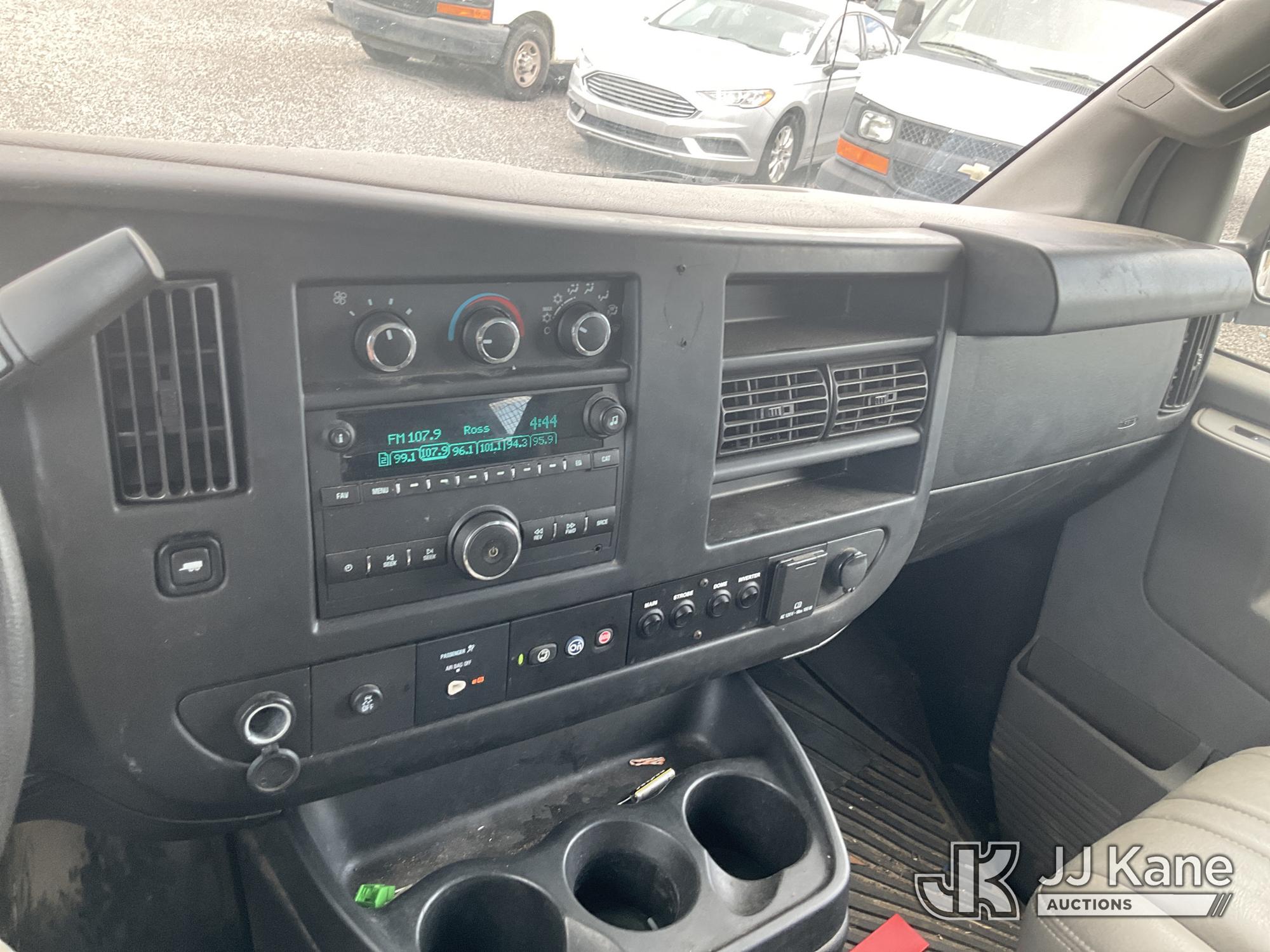 2017 Chevrolet Express G2500