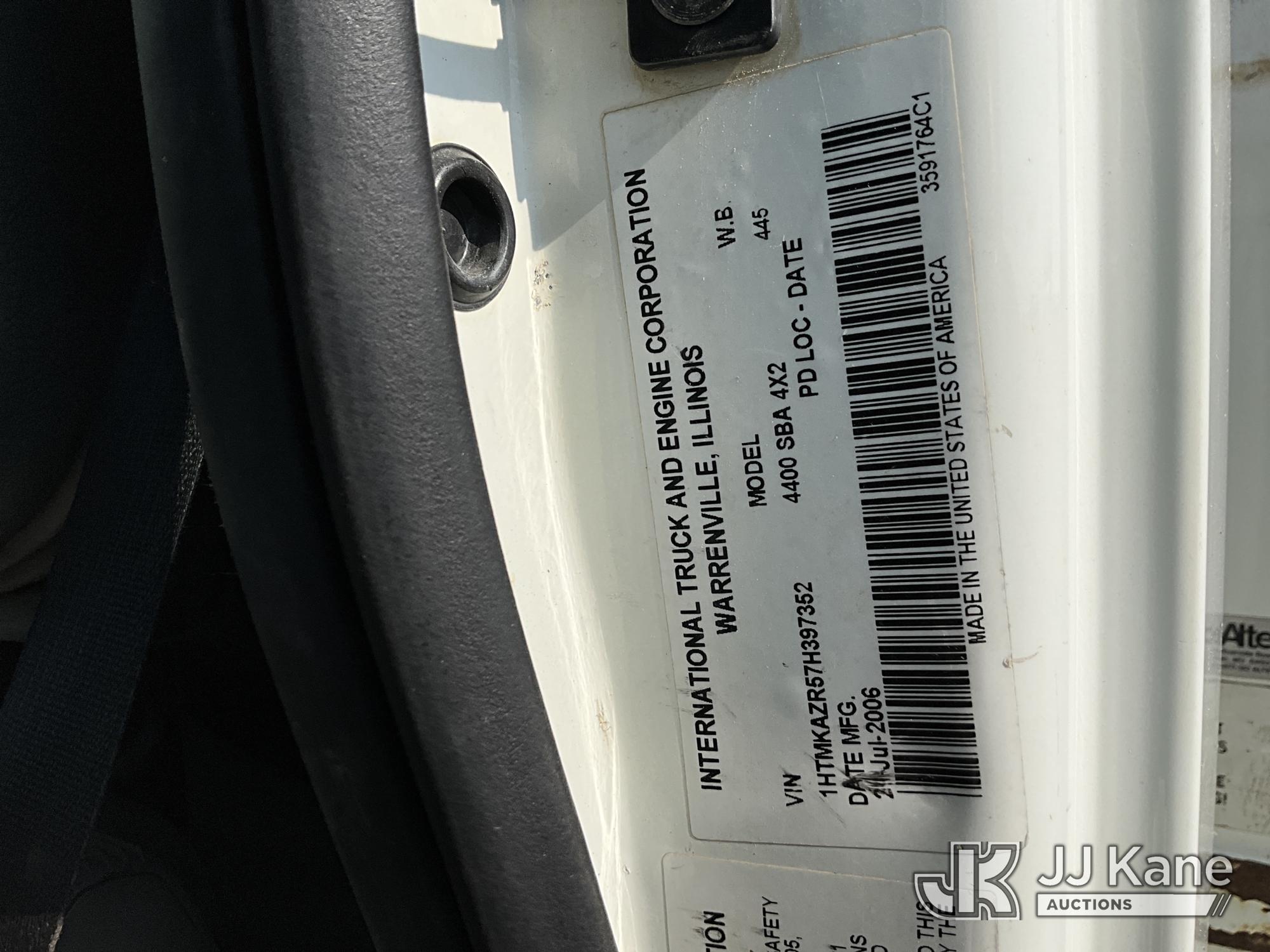 2007 International 4400