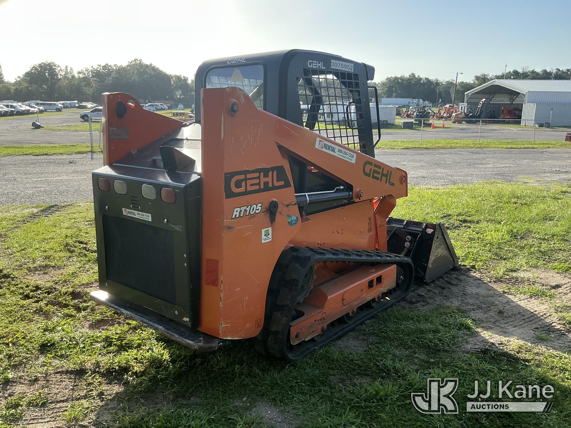 2021 Gehl RT105